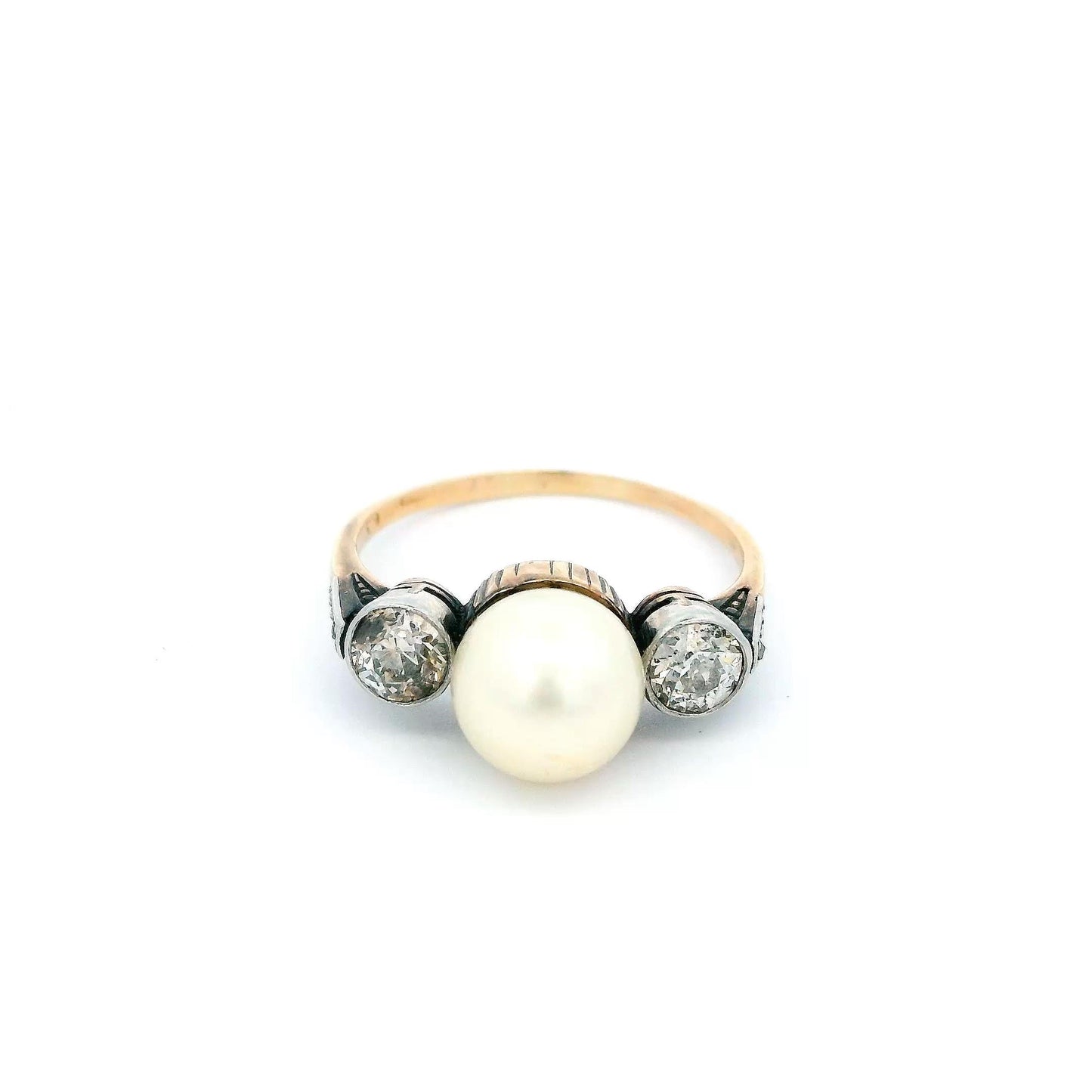 Solitaire Pearl 2 Side Diamond