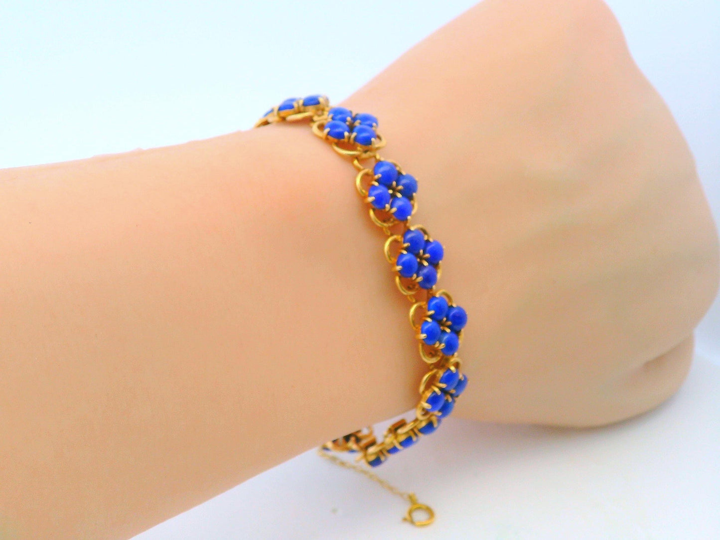 14k Yellow Gold Quatrfoil Pattern Lapis Discs Bracelet