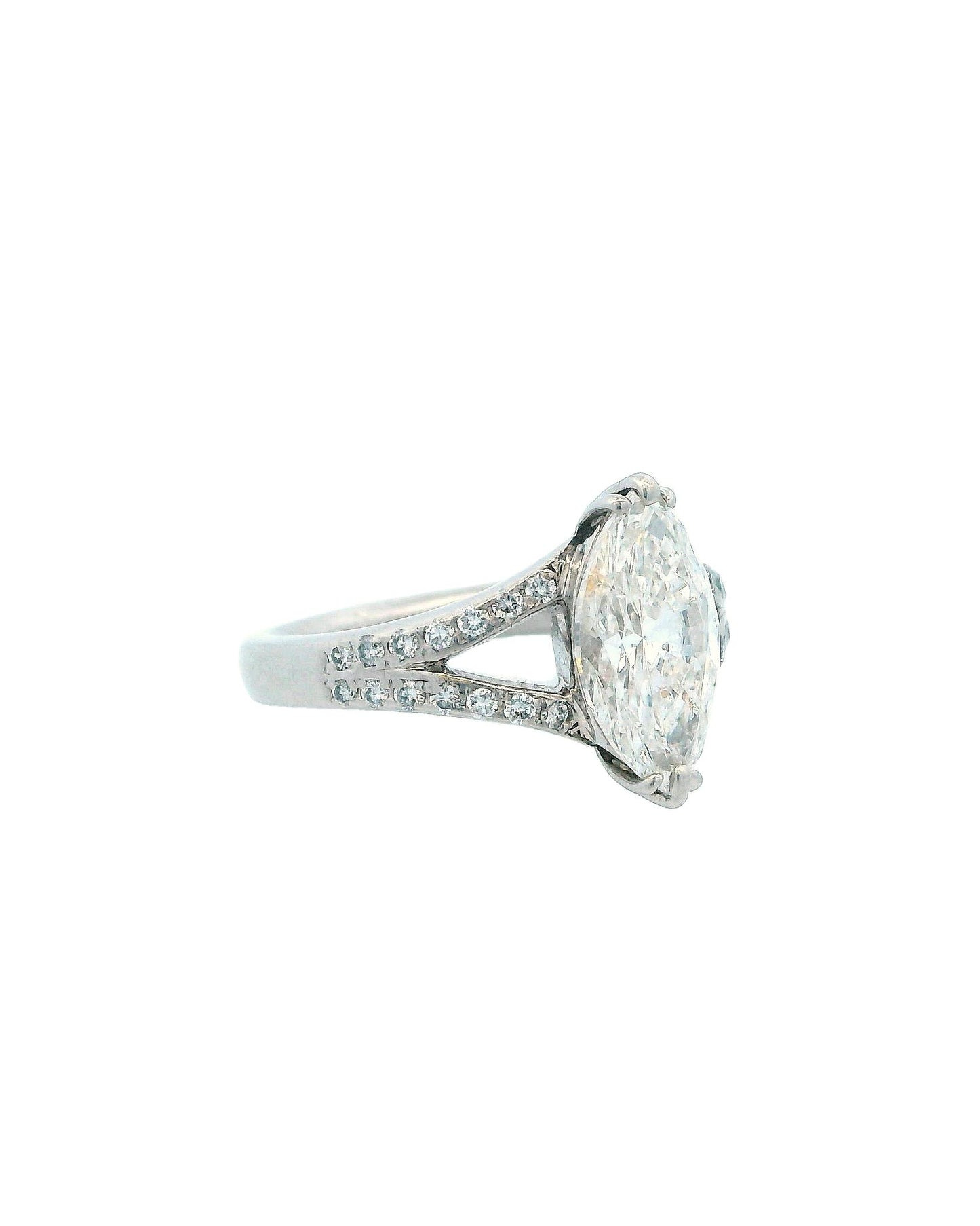Platinum Ring with 2.5Ct diamond