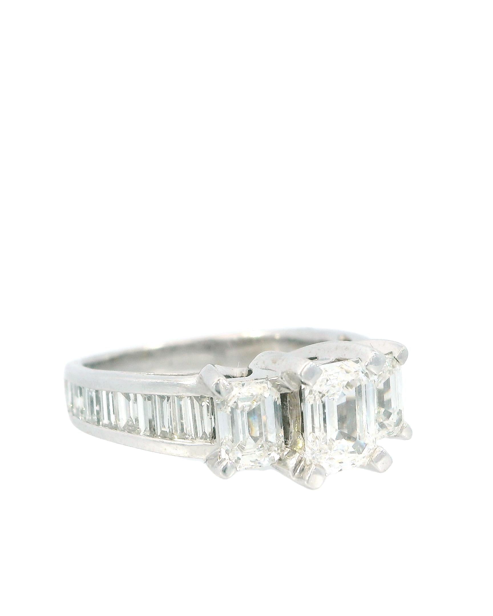 Solitaire 14K White Gold with Diamond & Side Diamonds W/Gia