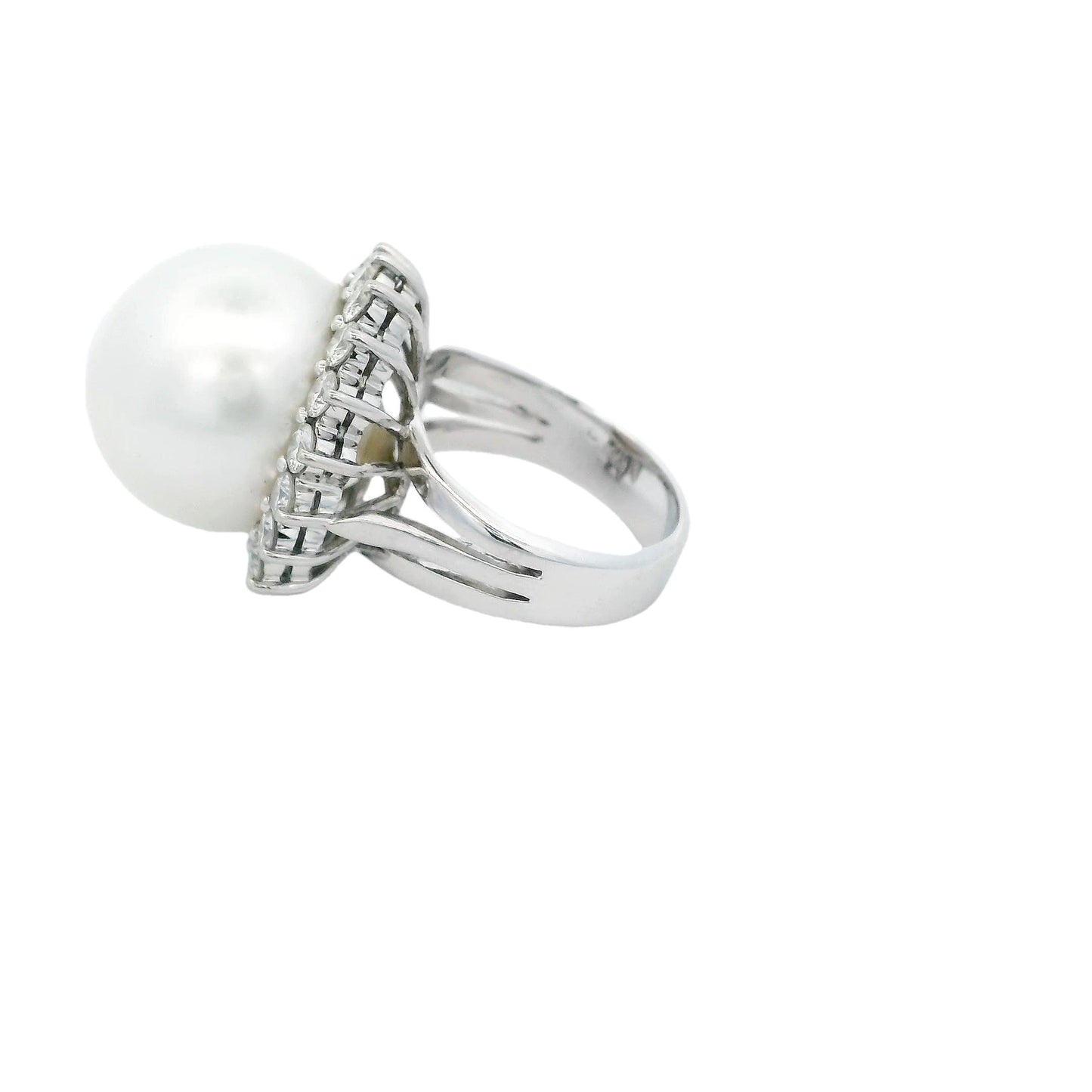 South Sea Pearl and Diamond 18K White Gold Ring