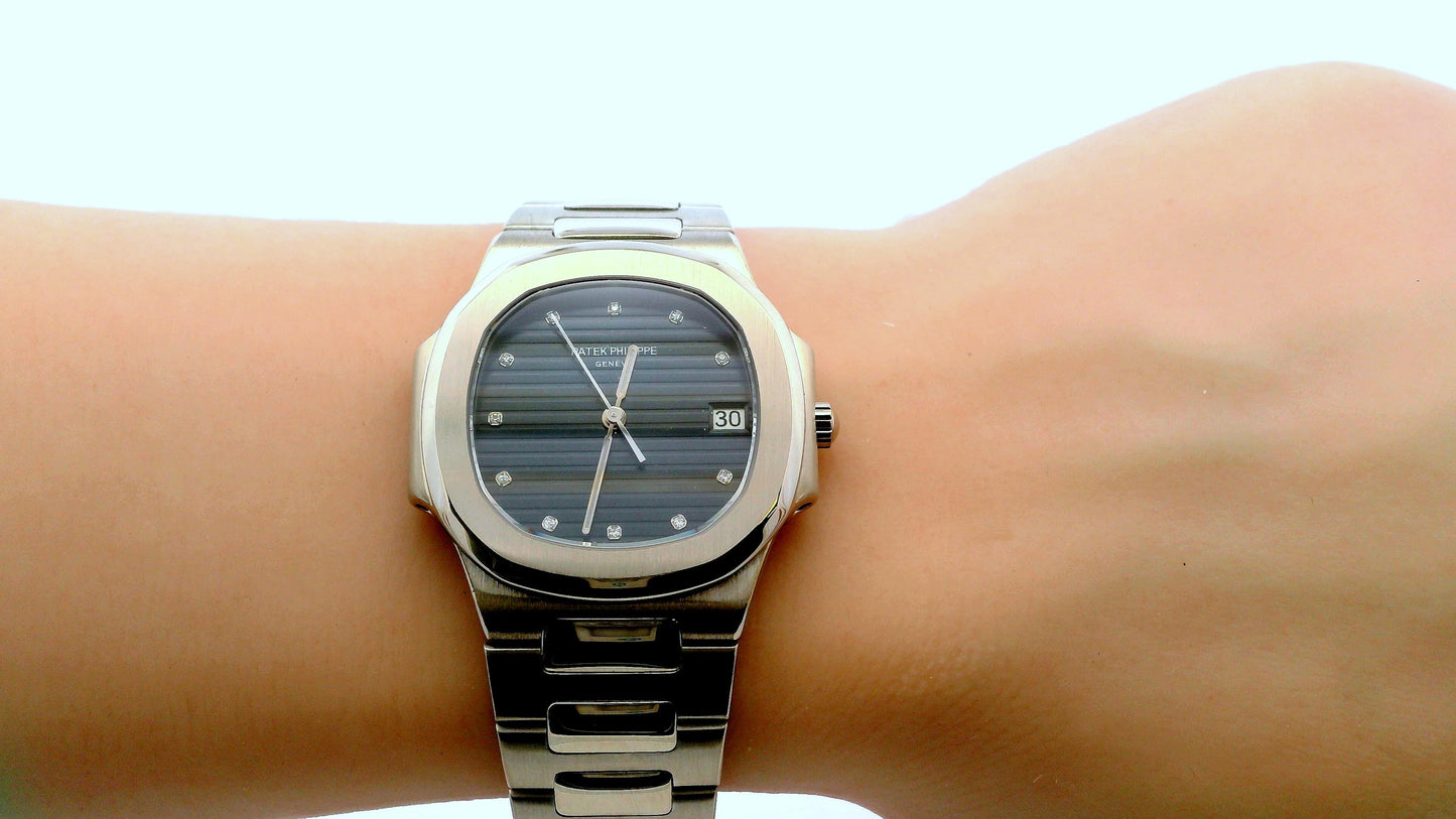Patek Philippe nautilus ref 3900/1G Blue Diamond Dial w/ Archive