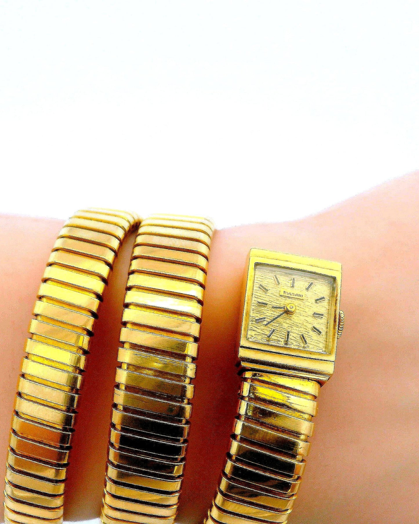 Bvlgari Tubogas 18K yellow gold case and bracelet vintage watch