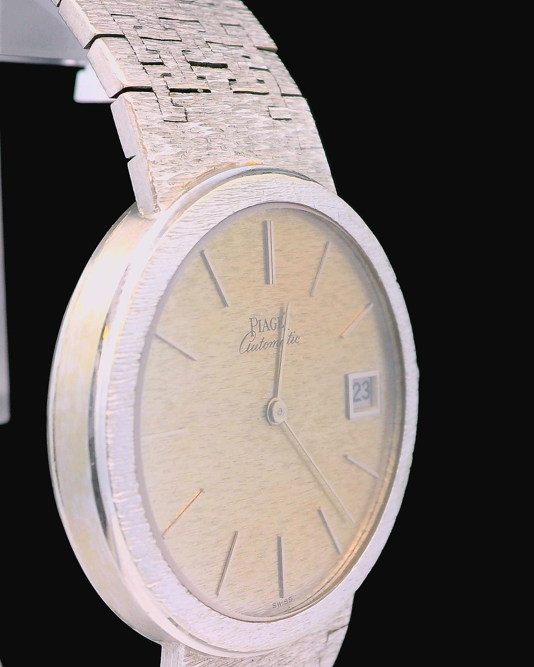 Piaget 13311A6 Large White Gold Florentine Dial & Bracelet Pattern