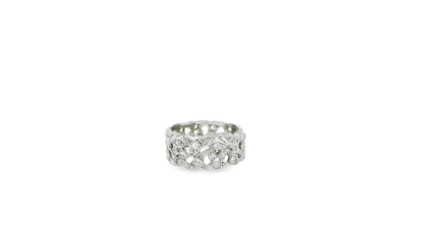 14K White Gold Wide Leaf Pattern Diamond Ring