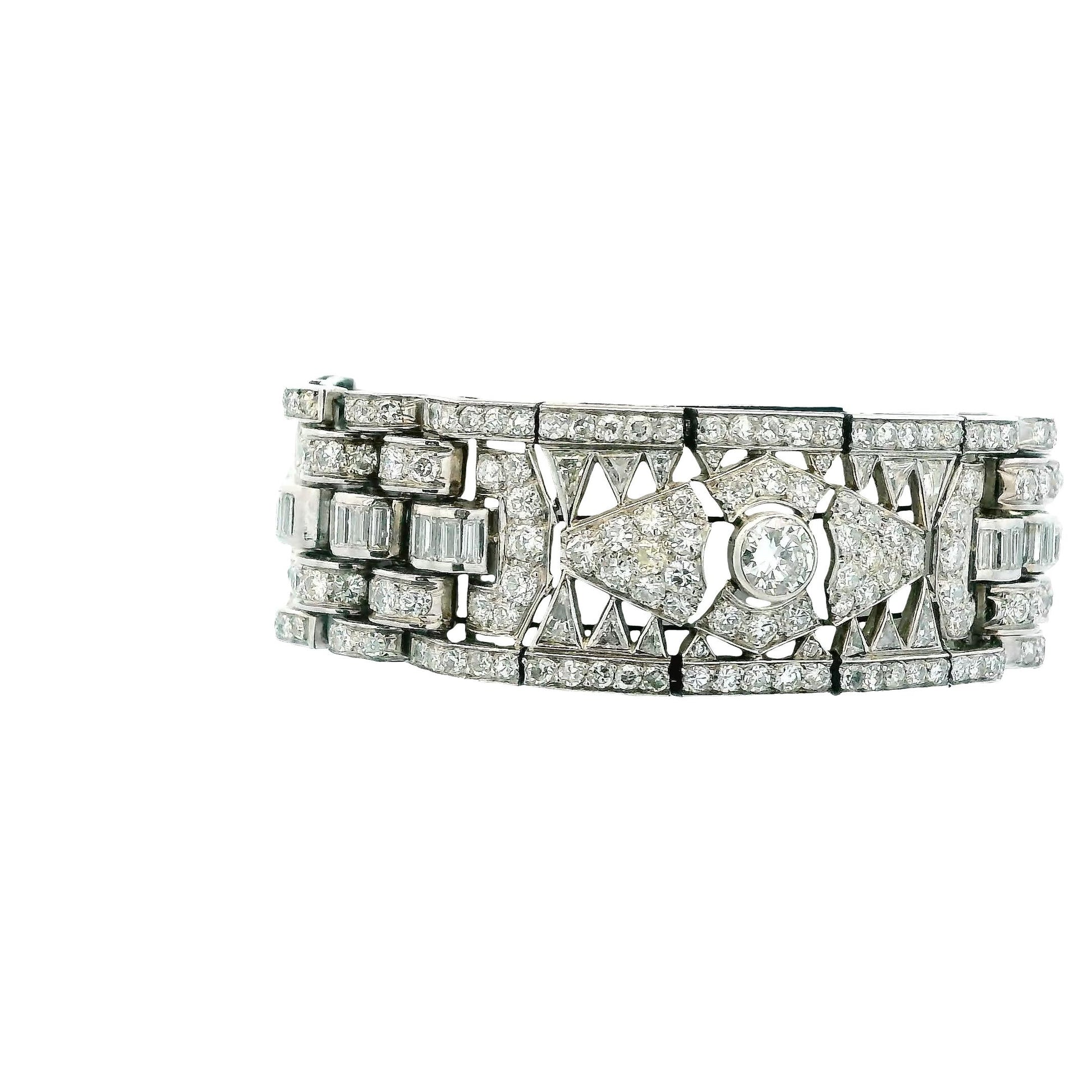 Art-Deco french Platinum 27Ct Diamond Bracelet