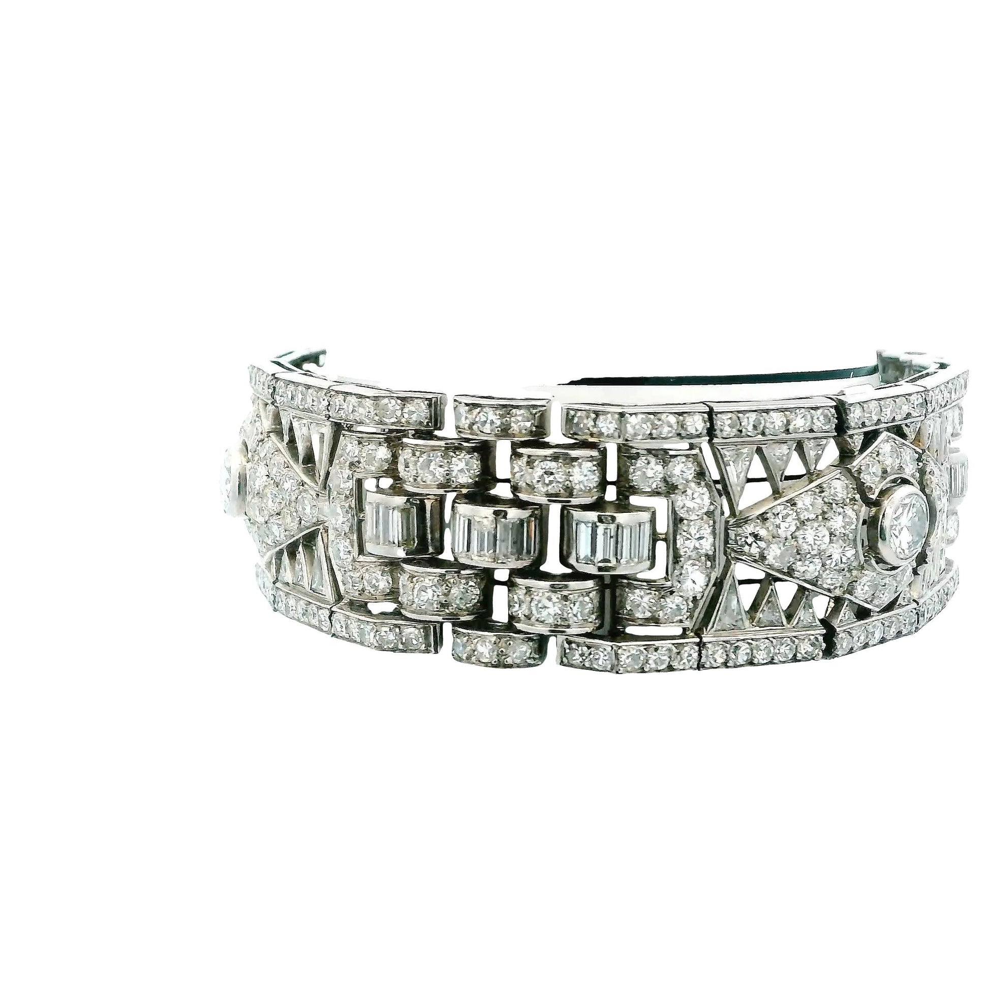 Art-Deco french Platinum 27Ct Diamond Bracelet