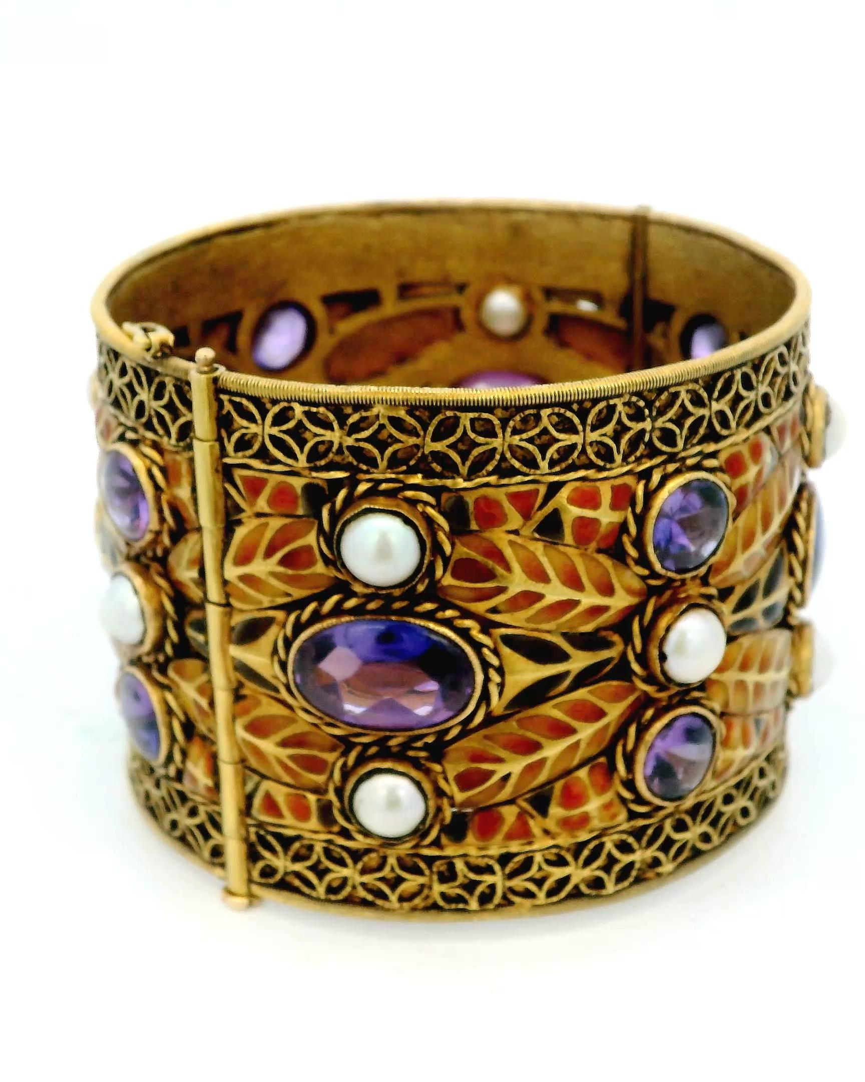 18k Yellow Gold Bangle Plique a Jour Amethyst Cabochons & Pearls