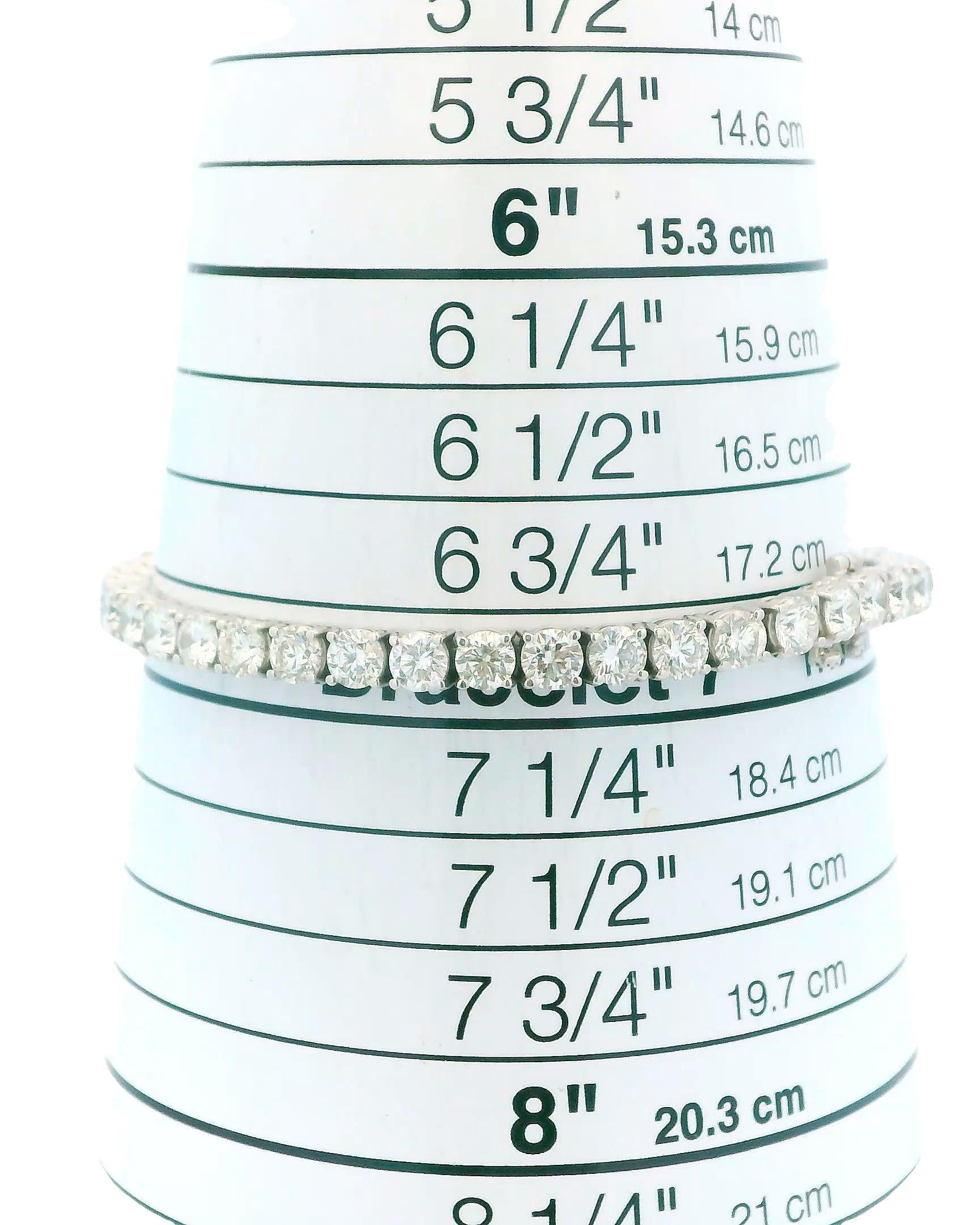 18K White Gold 12Ct Diamond Bracelet