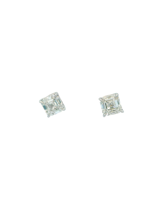 Tiffany & Co. Platinum Studs Diamond Earrings GIA Certificates W/Box