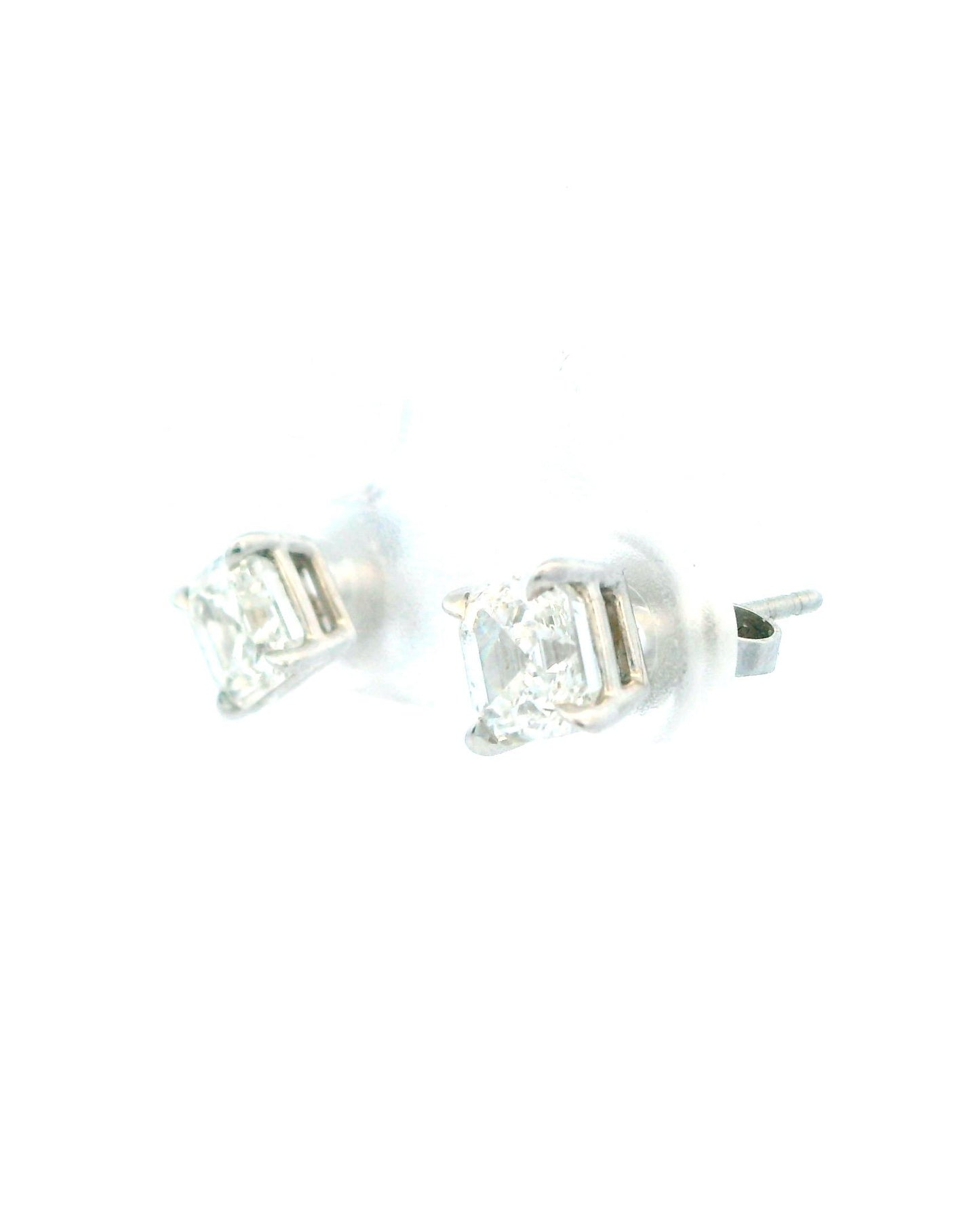 Tiffany & Co. Platinum Studs Diamond Earrings GIA Certificates W/Box