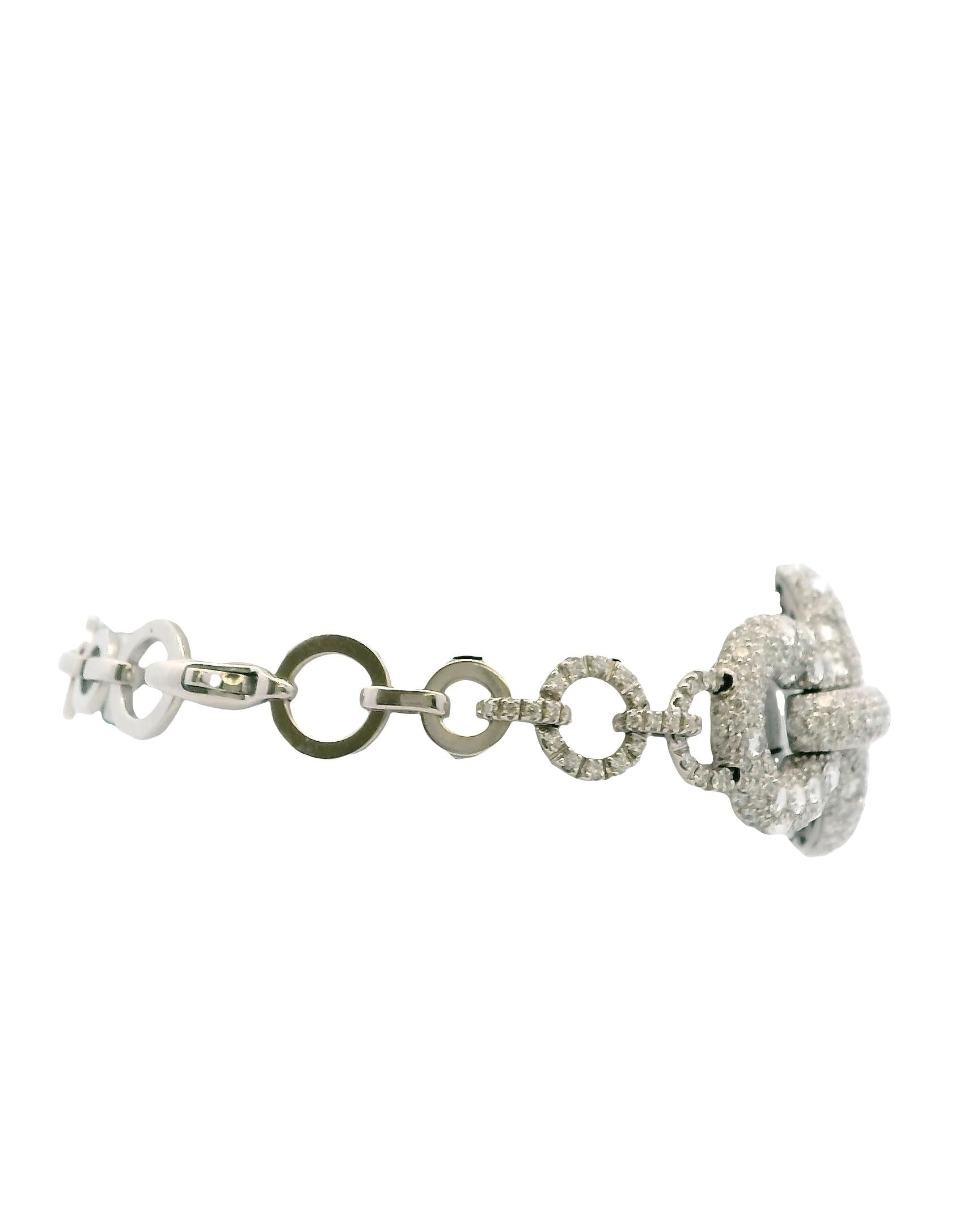 18K White Gold Diamond Pave Circle Bracelet