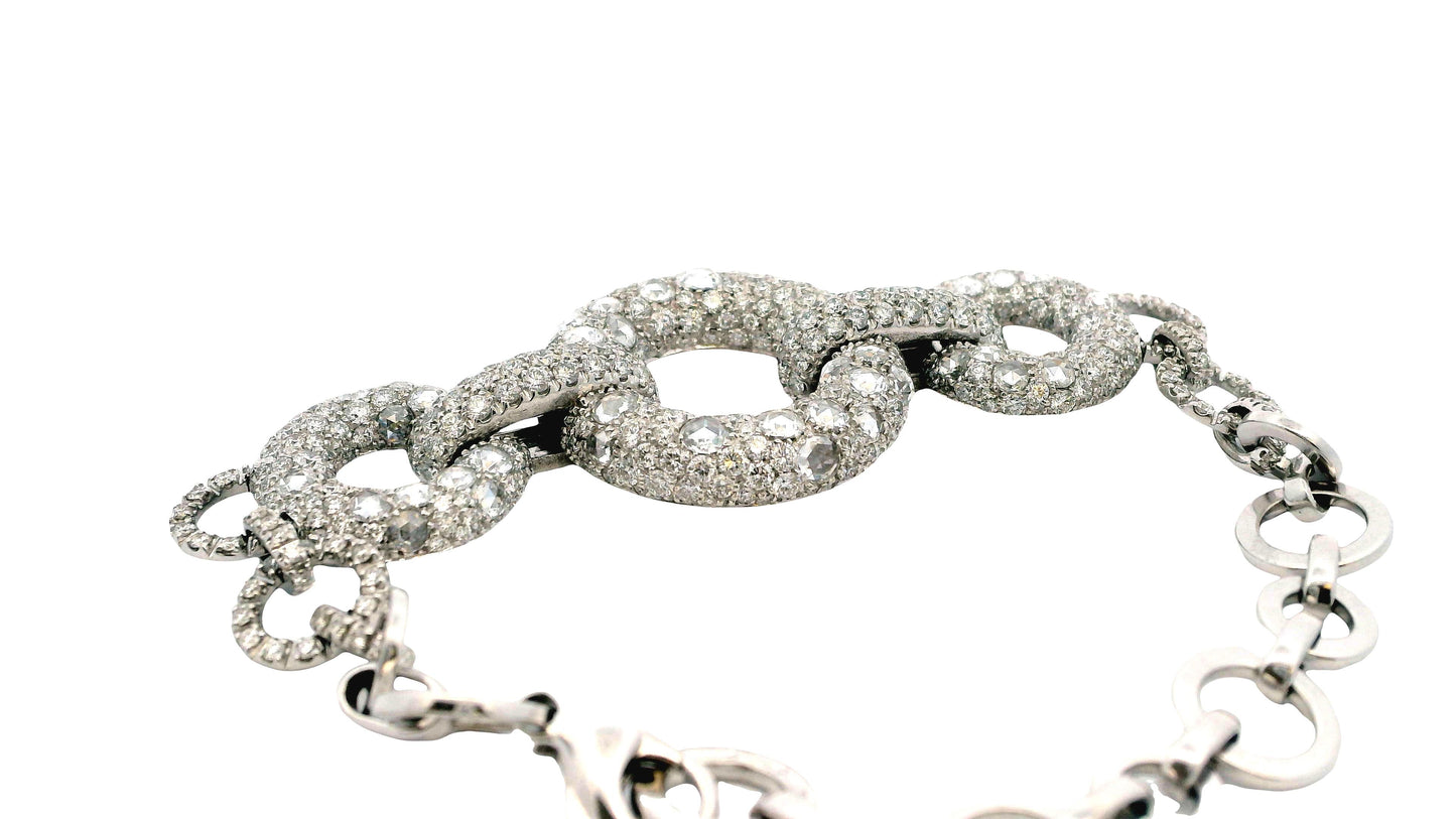 18K White Gold Diamond Pave Circle Bracelet