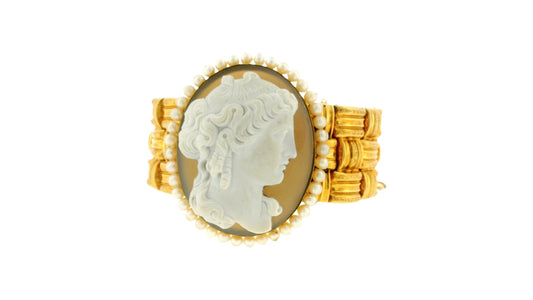 18K Gold Cameo with Pearls Border Woven Links Bracelet