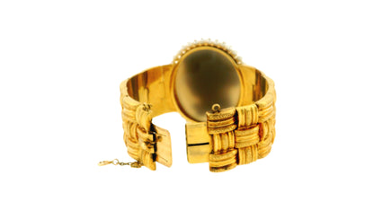 18K Gold Cameo with Pearls Border Woven Links Bracelet