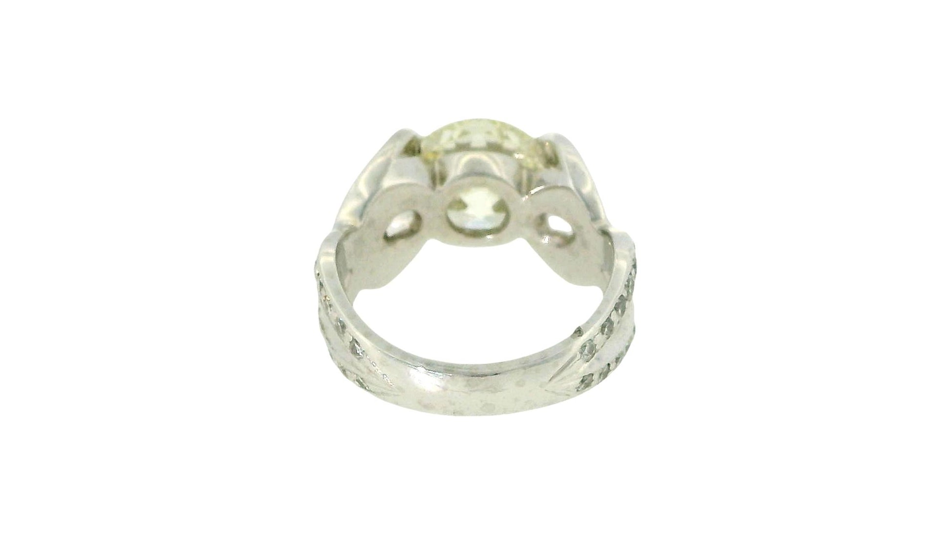Verdura crossover diamond sided ring 2.80 euro diamond