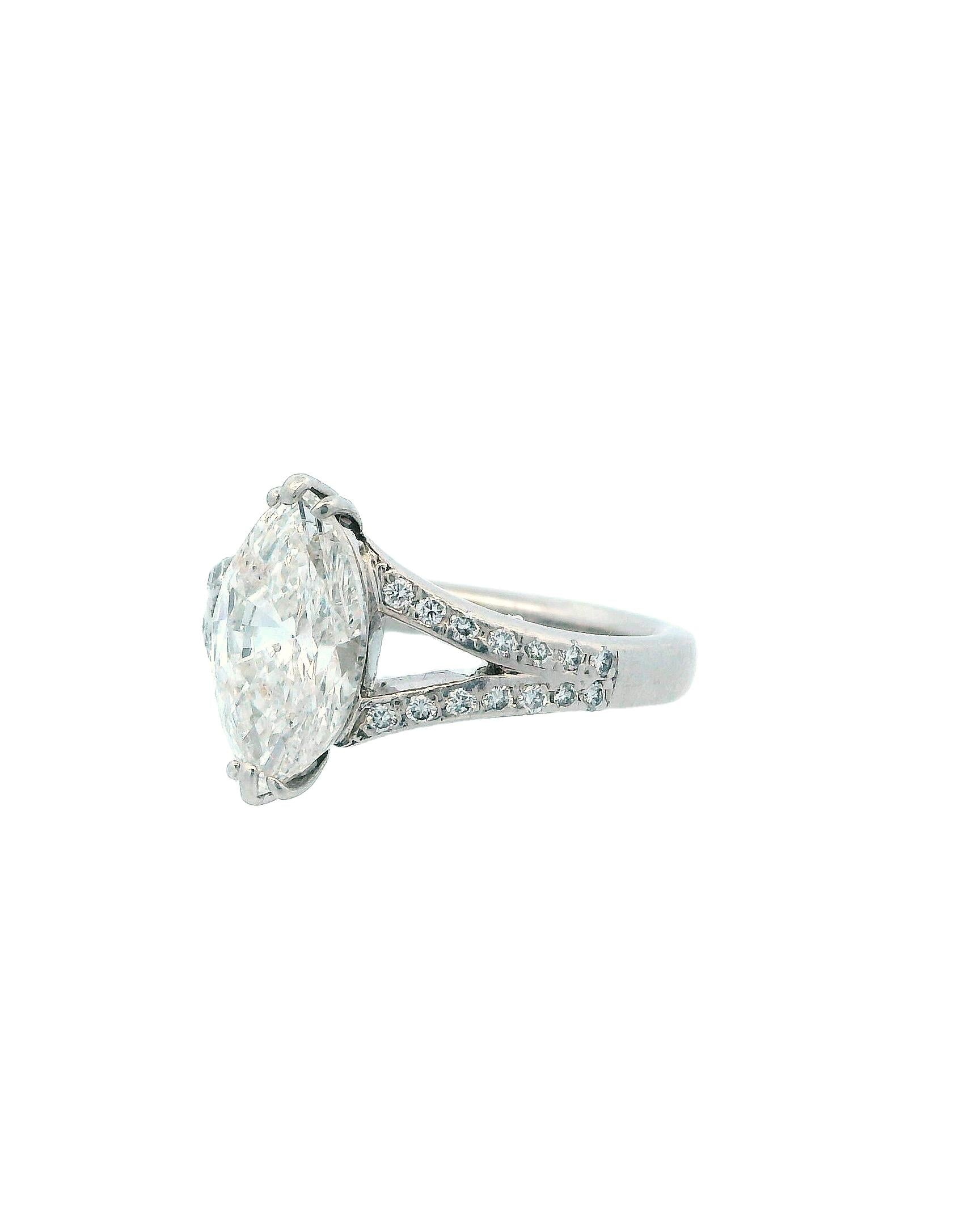 Platinum Ring with 2.5Ct diamond
