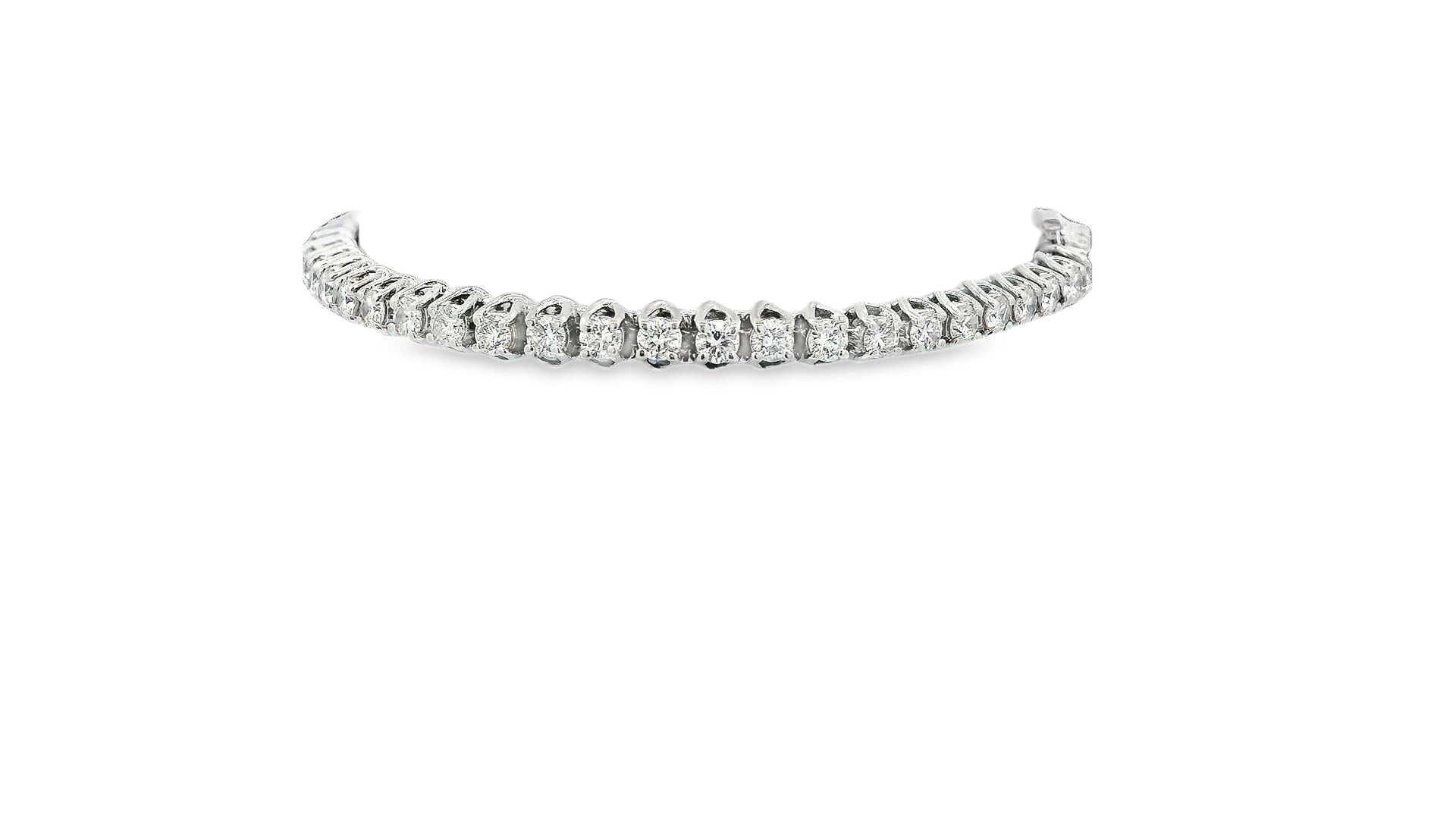 14K White Gold Tennis Bracelet 4 Ct Diamond.