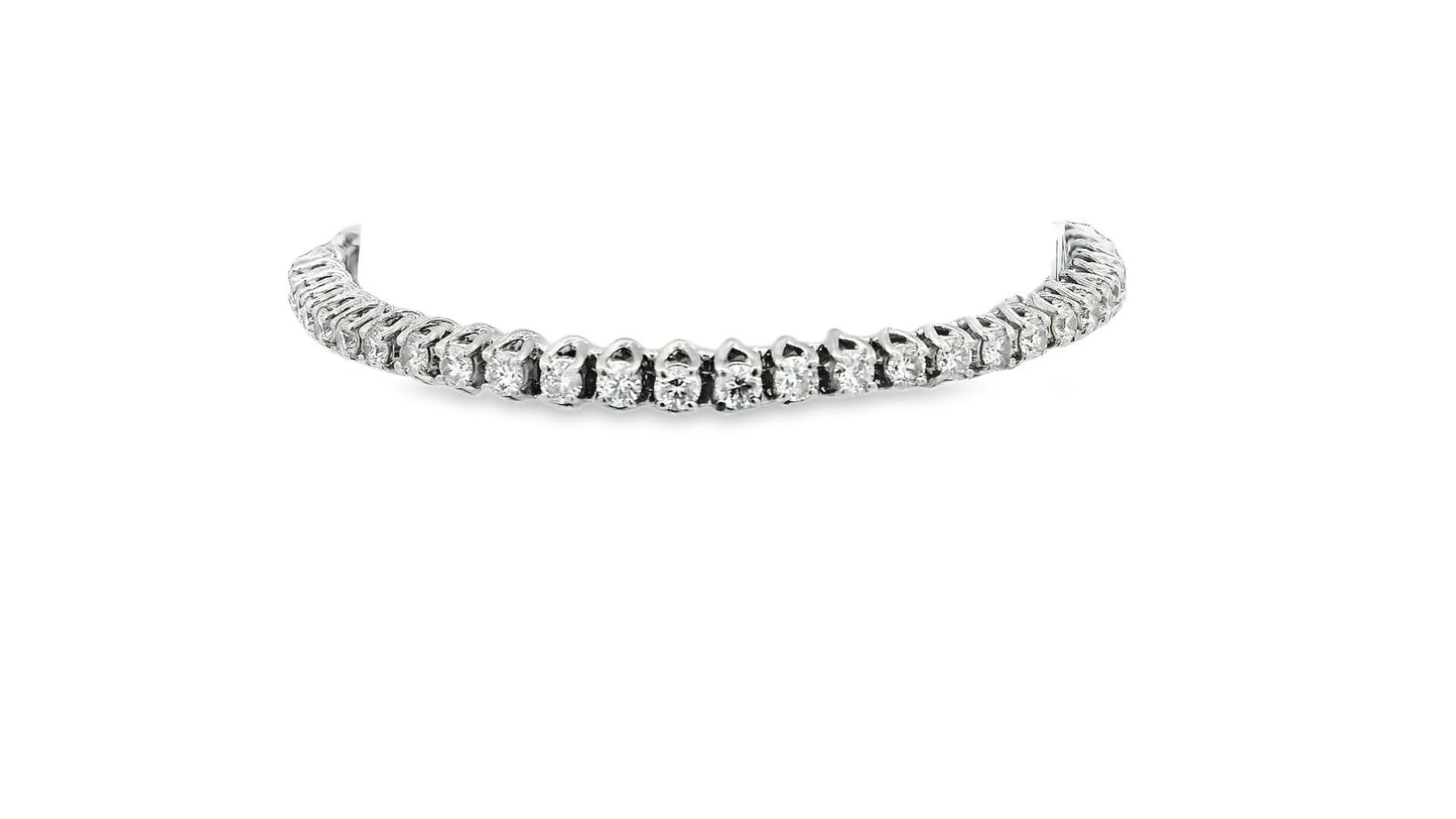 14K White Gold Tennis Bracelet 4 Ct Diamond.