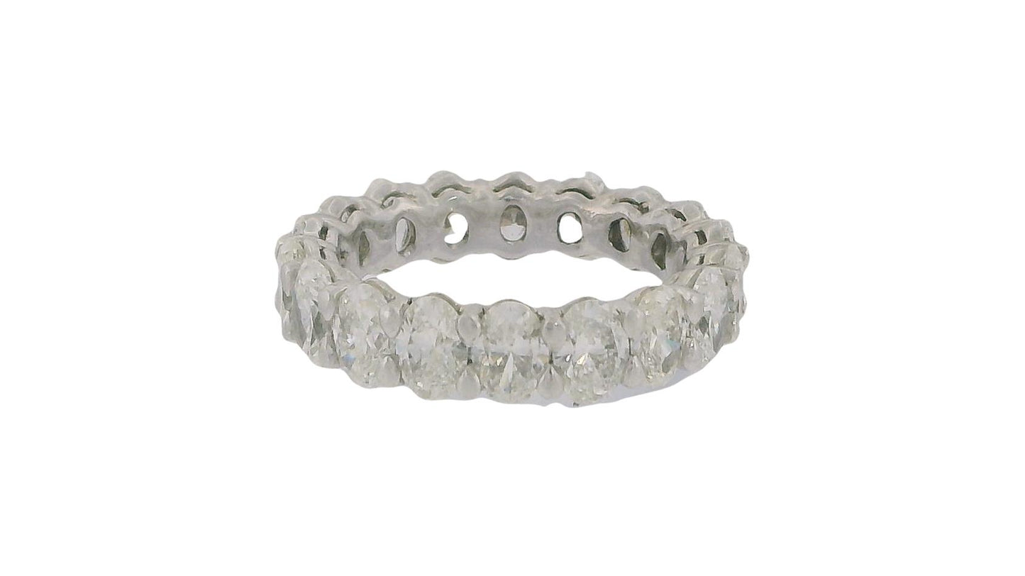 Platinum Wedding Bend with Oval Diamonds
