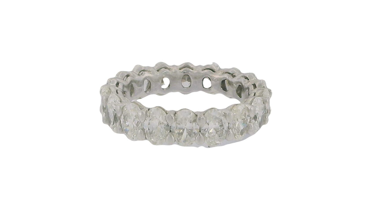 Platinum Wedding Bend with Oval Diamonds