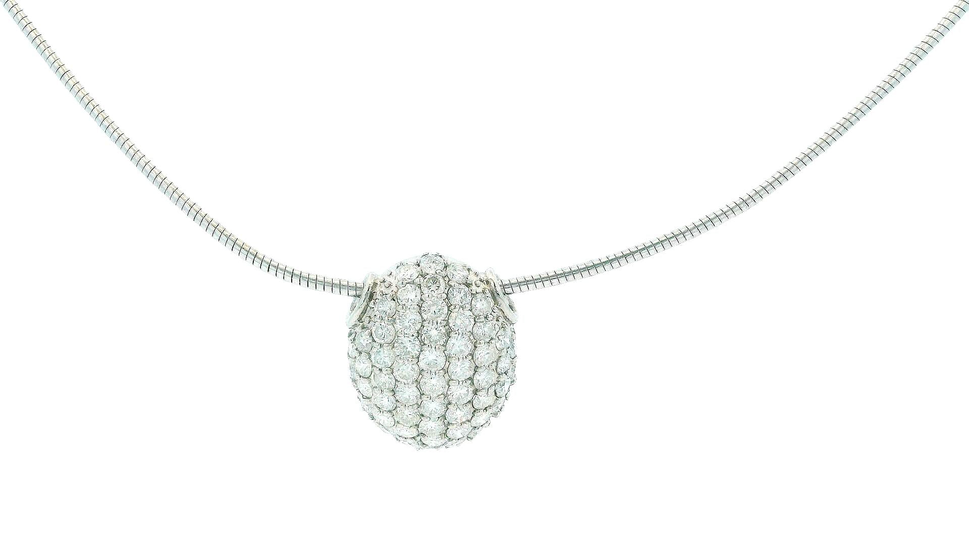 18K White Gold Diamond Oval Pendant Necklace