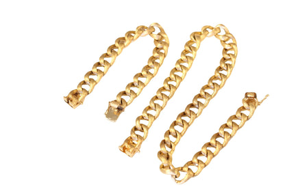 Elegance Interlocking 14K Yellow Gold Jewelry Set: Necklace & Bracelet