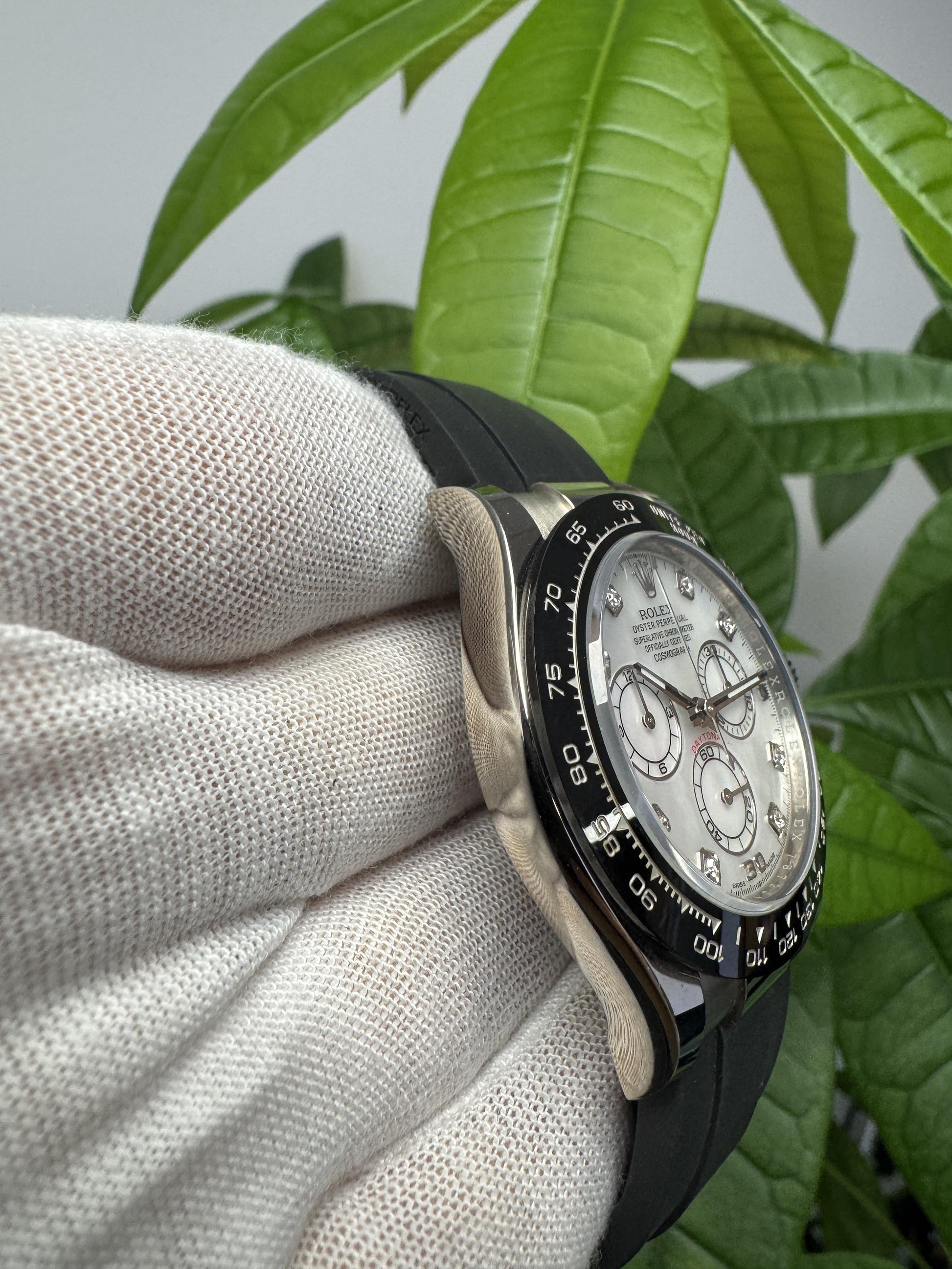 Rolex  Daytona 116519 MOP Diamond Dial Mens Watch Box & Papers