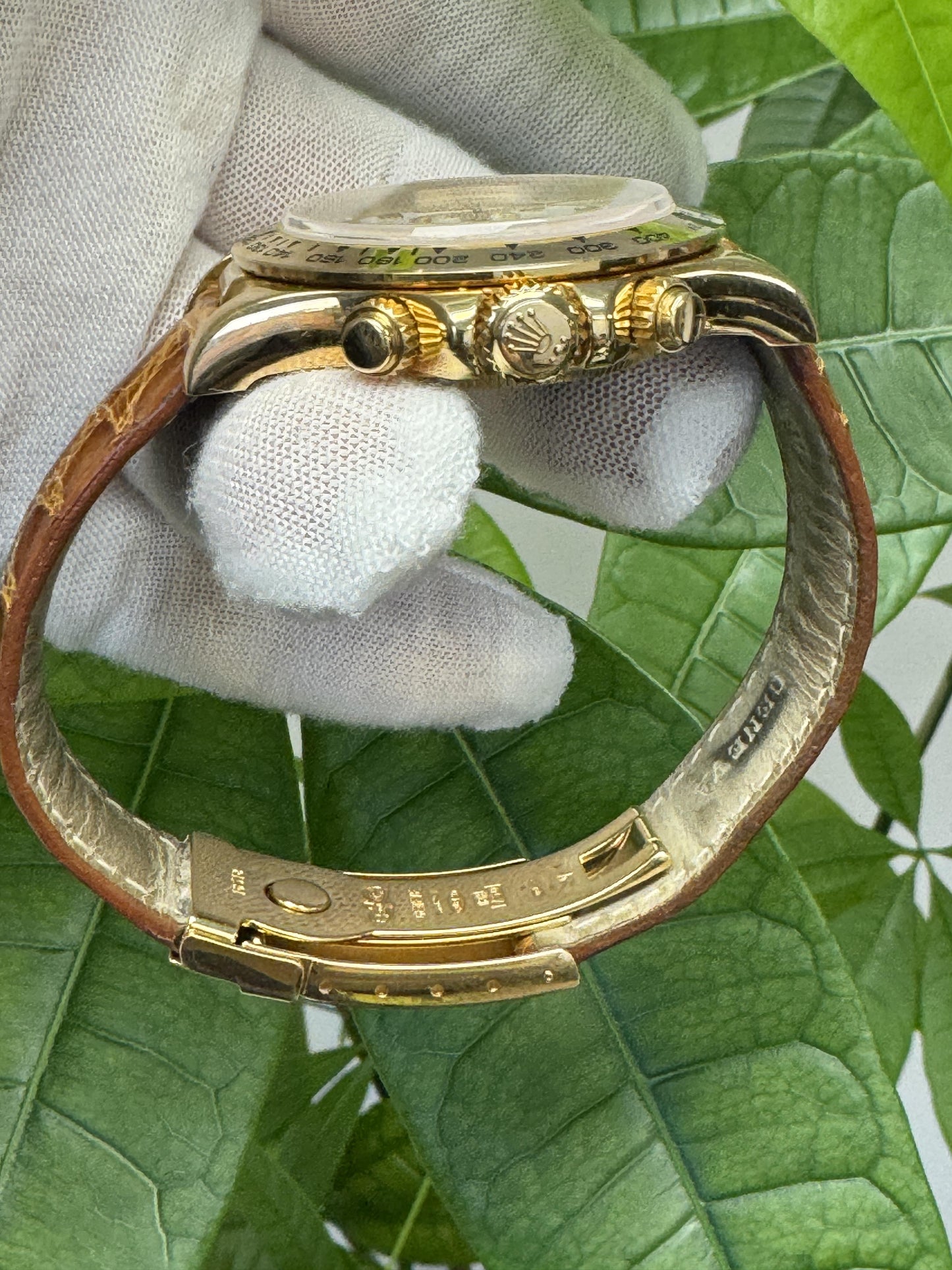 Rolex Daytona 16518 18K Yellow Gold White Dial Watch Box & Papers