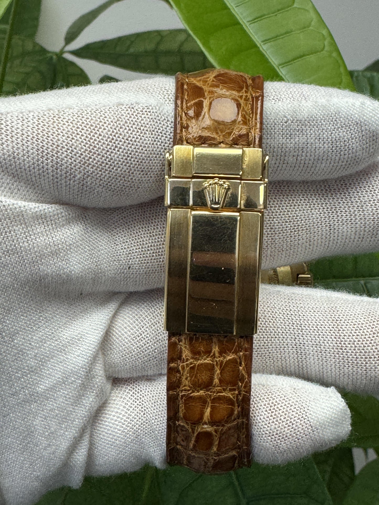 Rolex Daytona 16518 18K Yellow Gold White Dial Watch Box & Papers