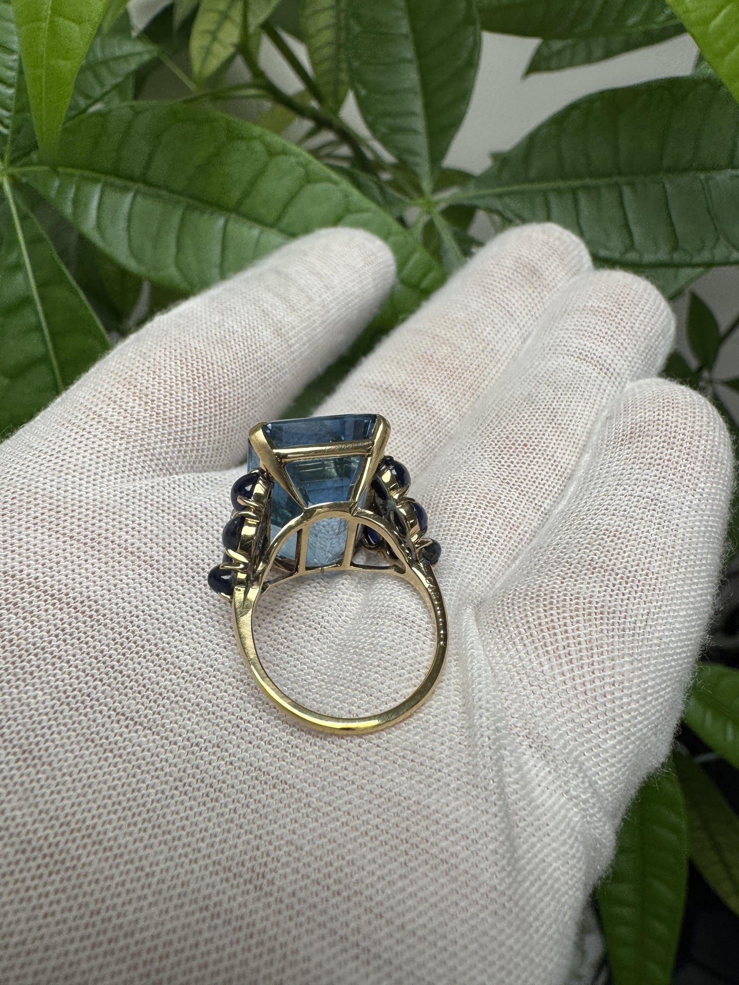 Cartier NY Aquamarine, Sapphires & Diamond Ring GIA Certificate.