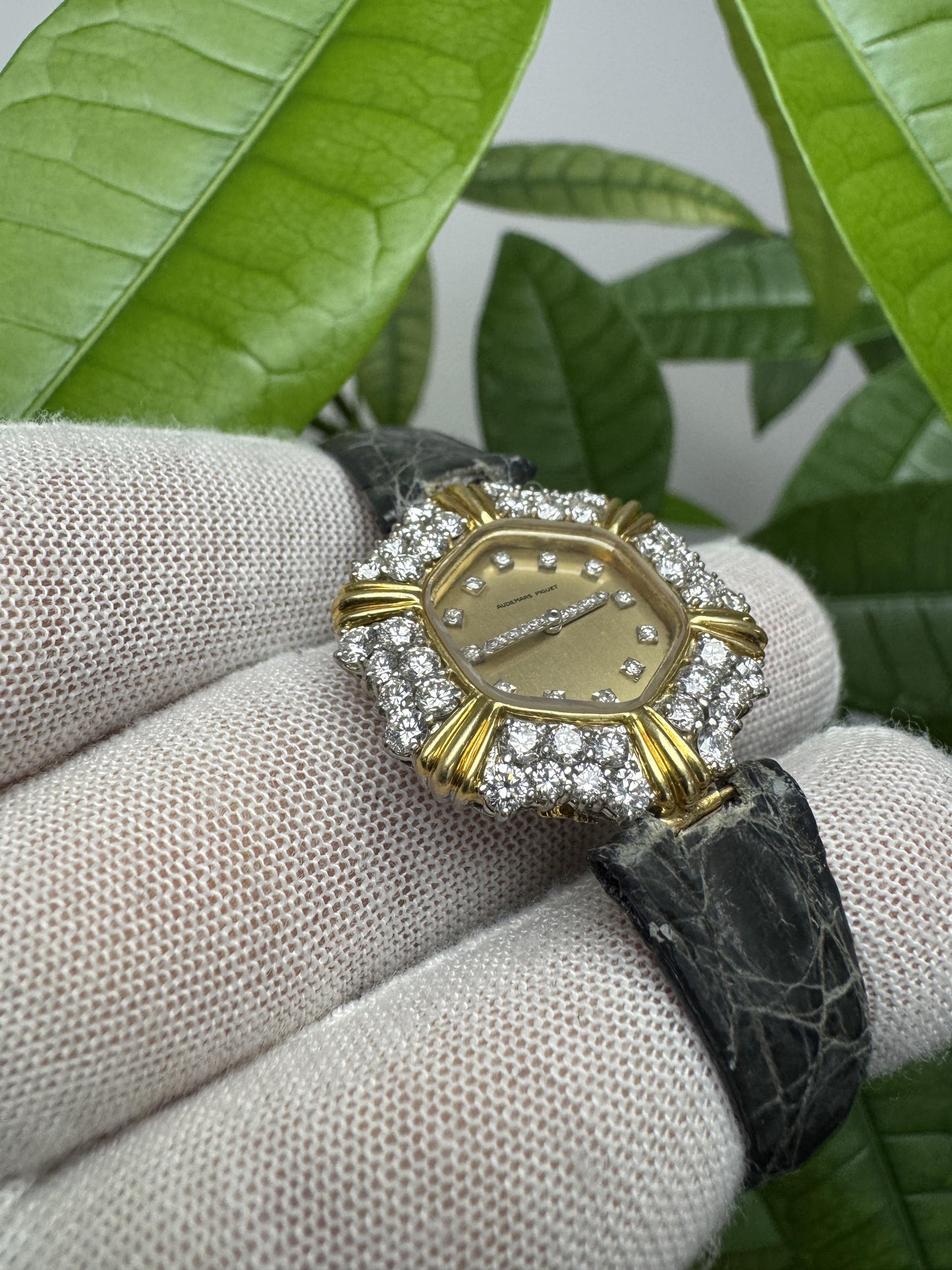 Audemars lds hex shape alt pave fluted sects diamond dial&hnds