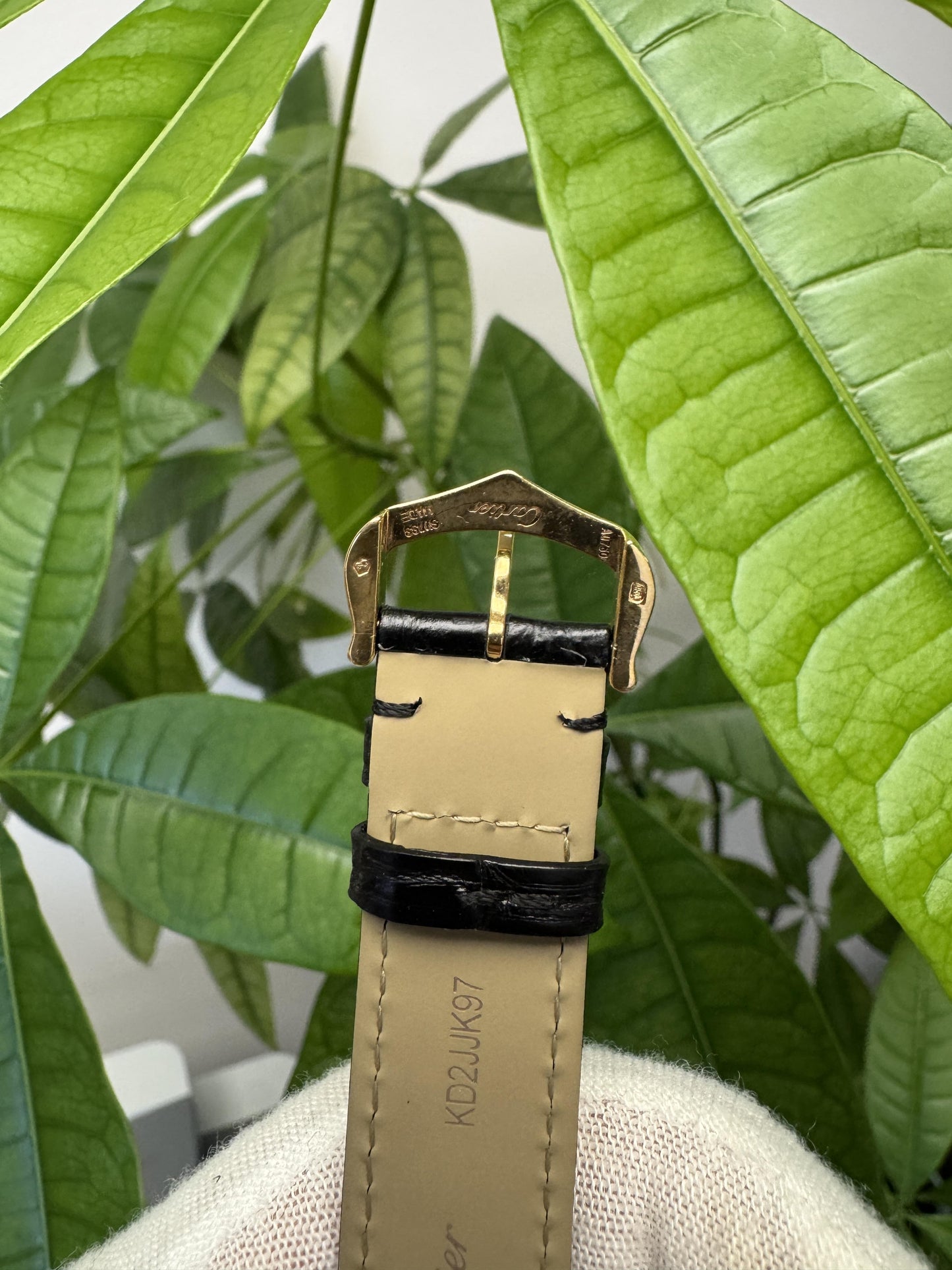 Cartier Tank Solo W1018755 18k Yellow Gold Ladies Watch
