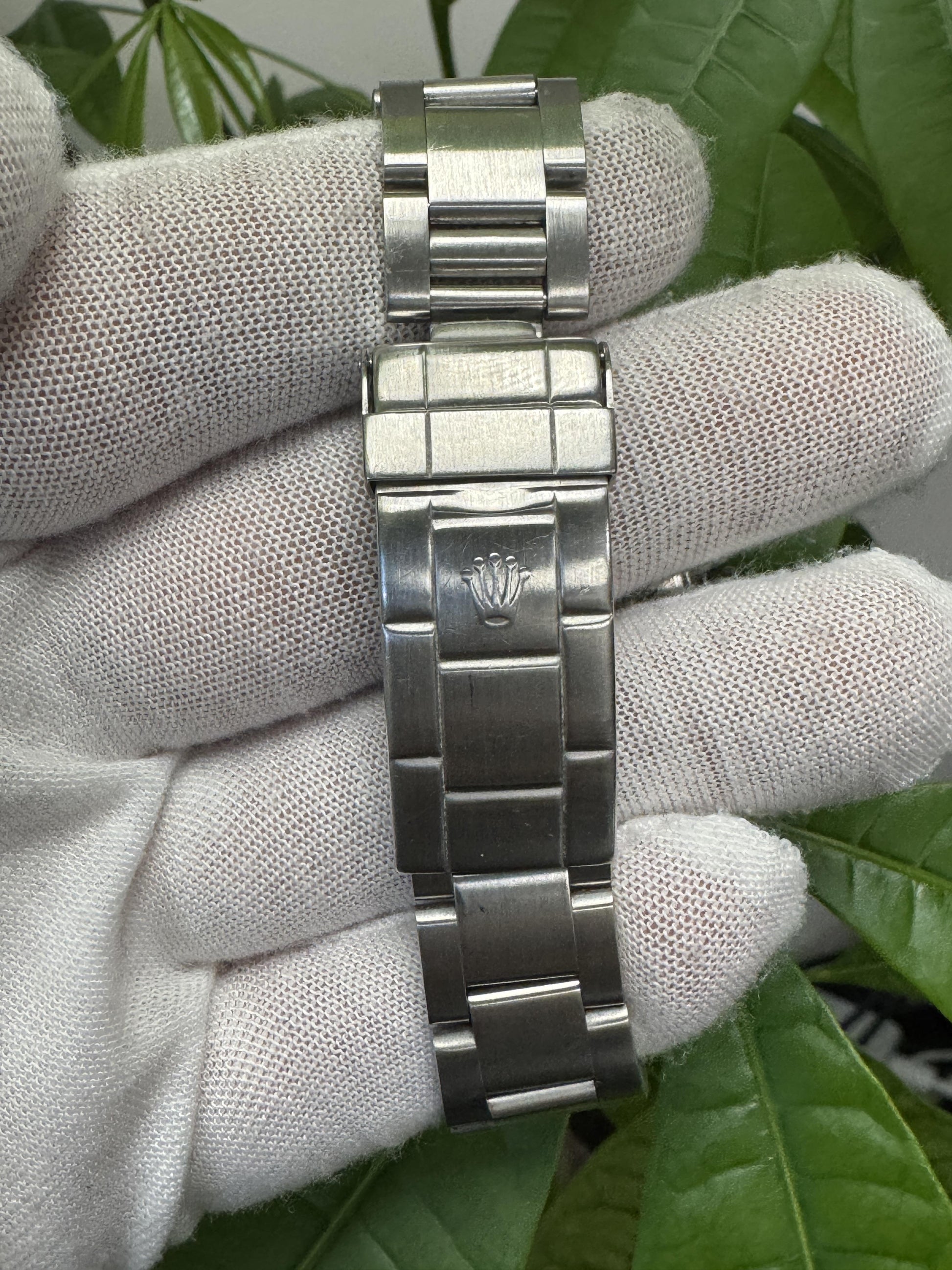 Rolex Submariner 16610 Black Bezel Watch Box & Papers 1994