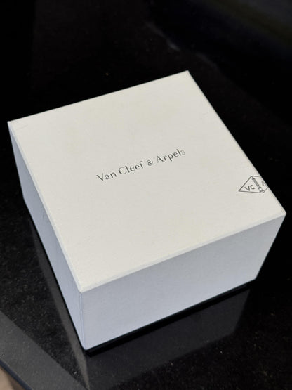 Van Cleef & Arpels 18k Rose Gold Floral Charm MOP Dial Box Papers