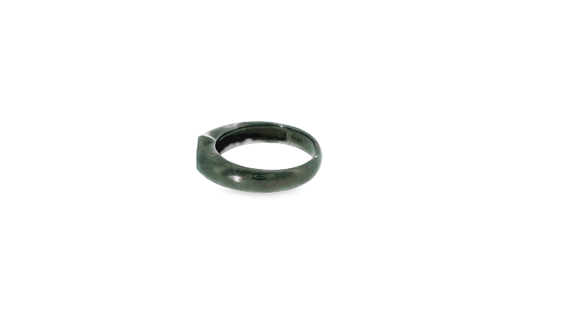 18k White Gold Anodized Diamond-shield cut Ring