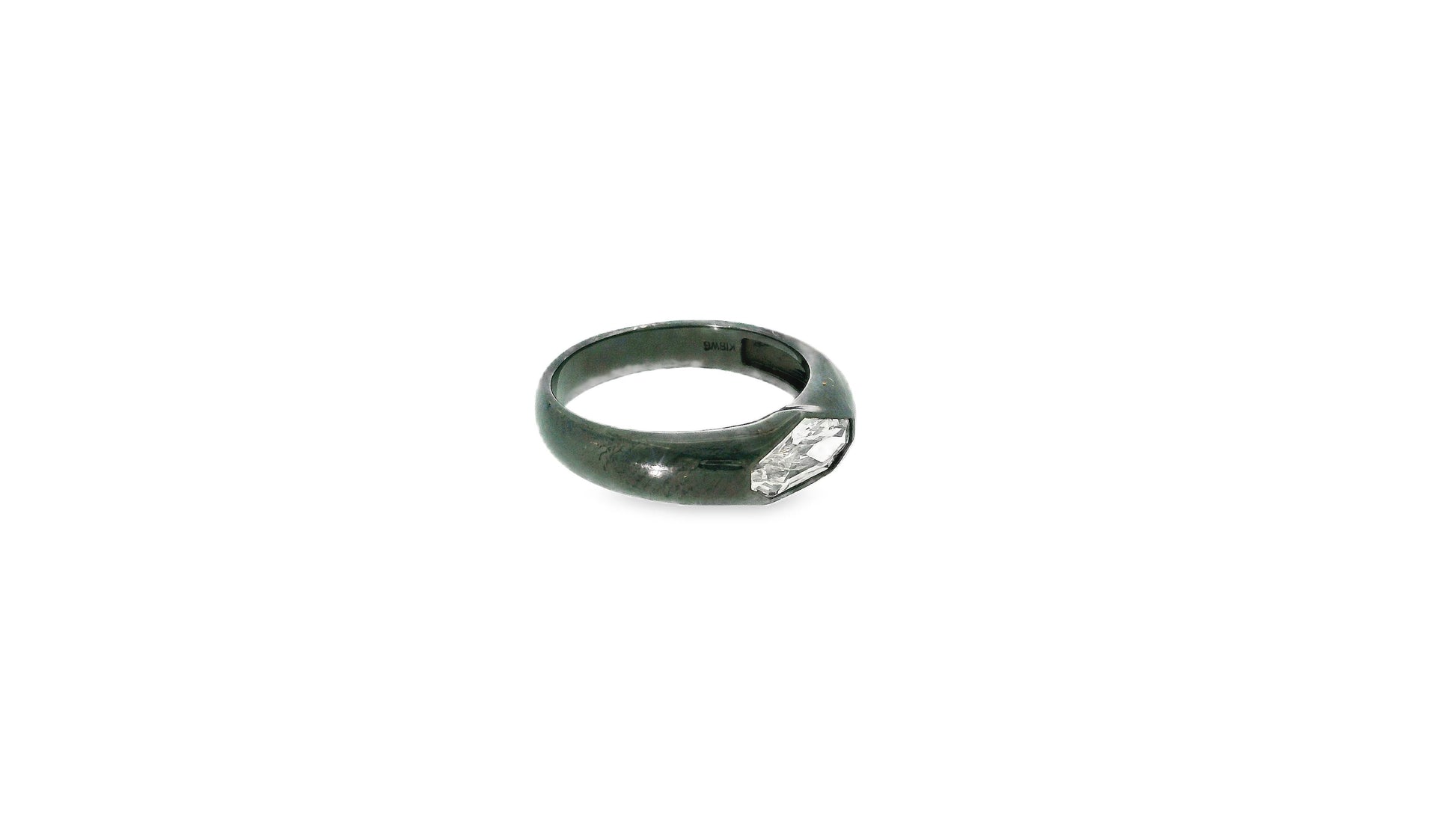 18k White Gold Anodized Diamond-shield cut Ring