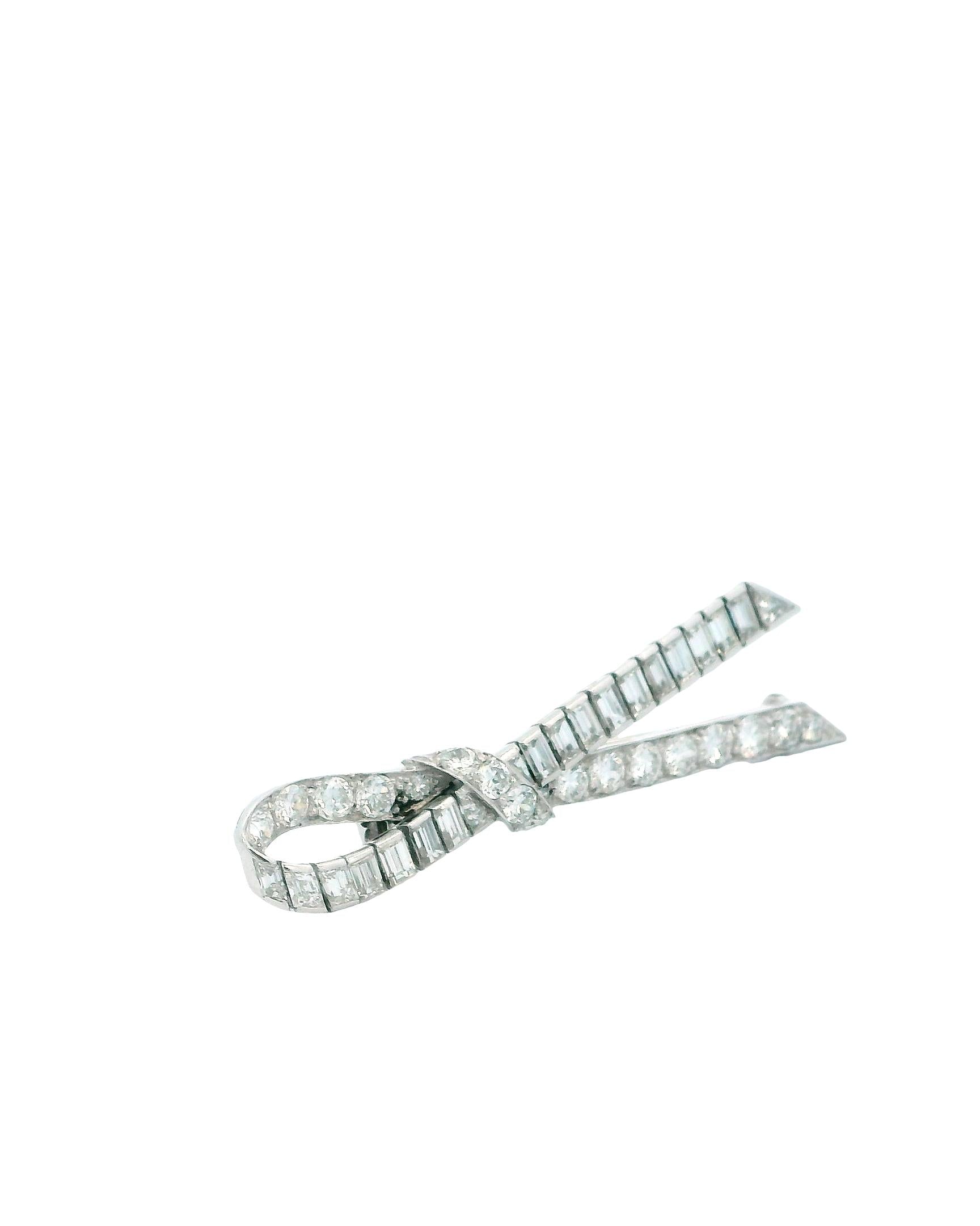Van Cleef & Arpels Pave Diamond Ribbon Pin Brooch