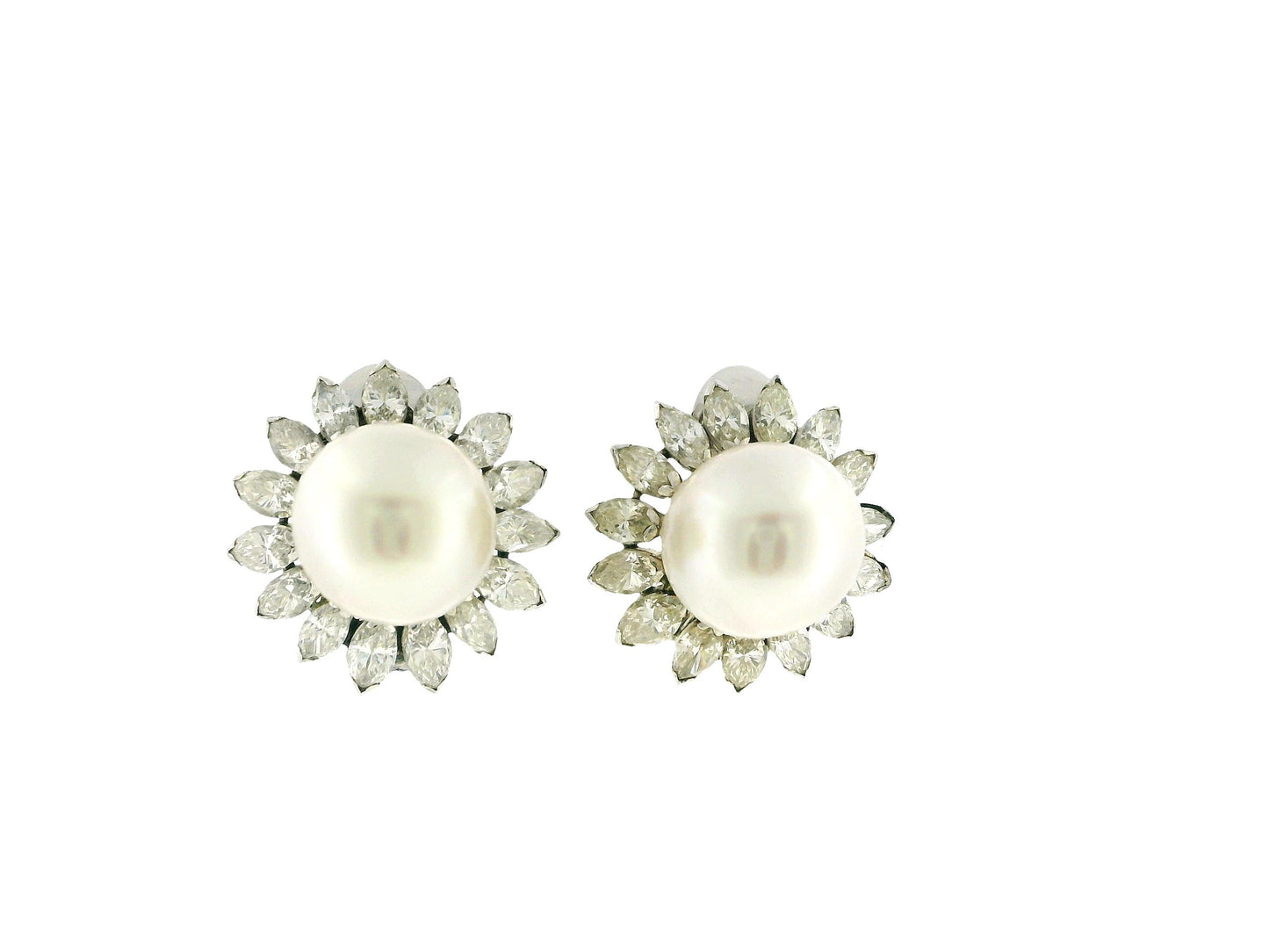 Trio Platinum & 18K White Gold Central Pearl diamonds Clip On Earrings