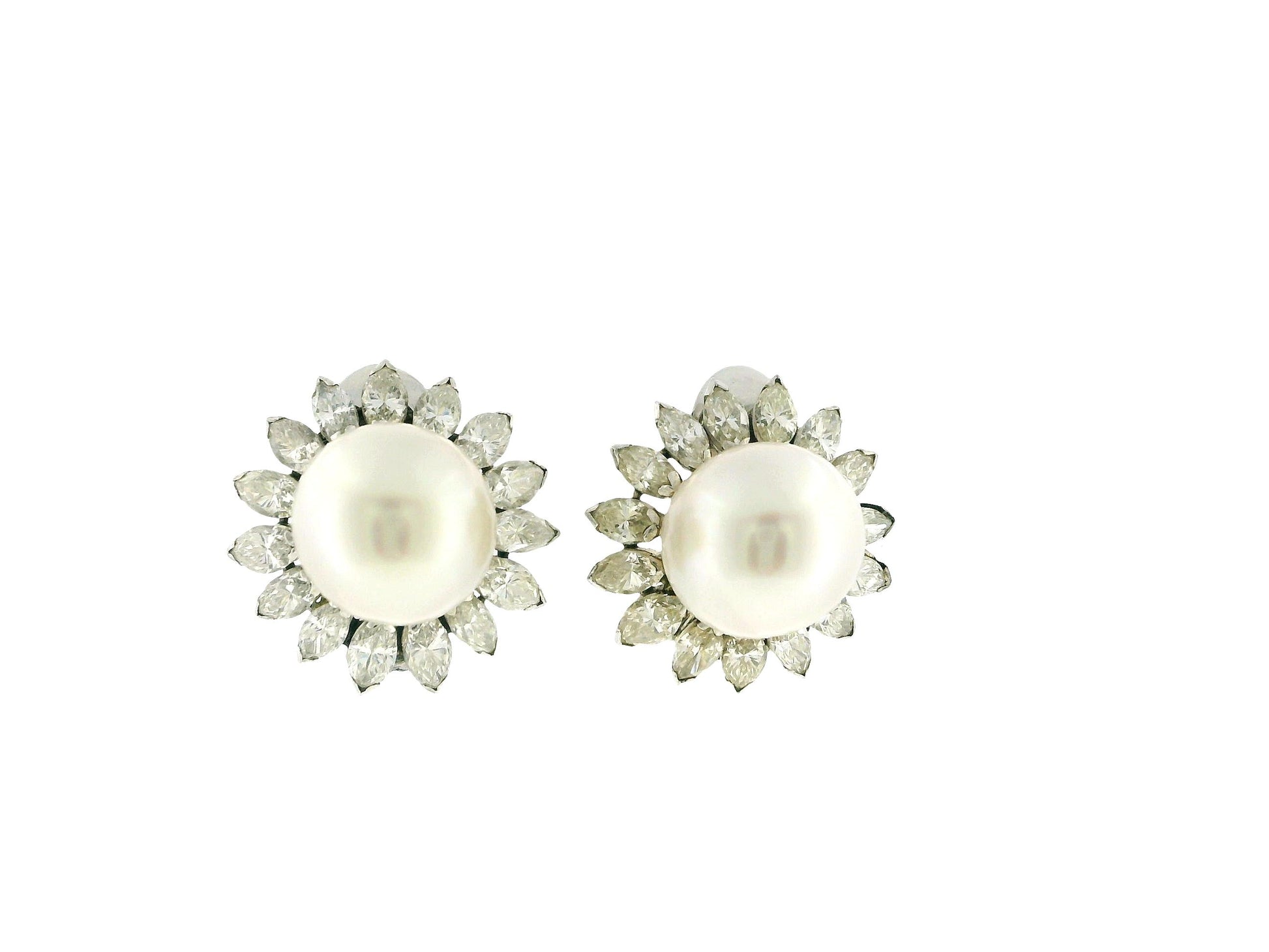 Trio Platinum & 18K White Gold Central Pearl diamonds Clip On Earrings