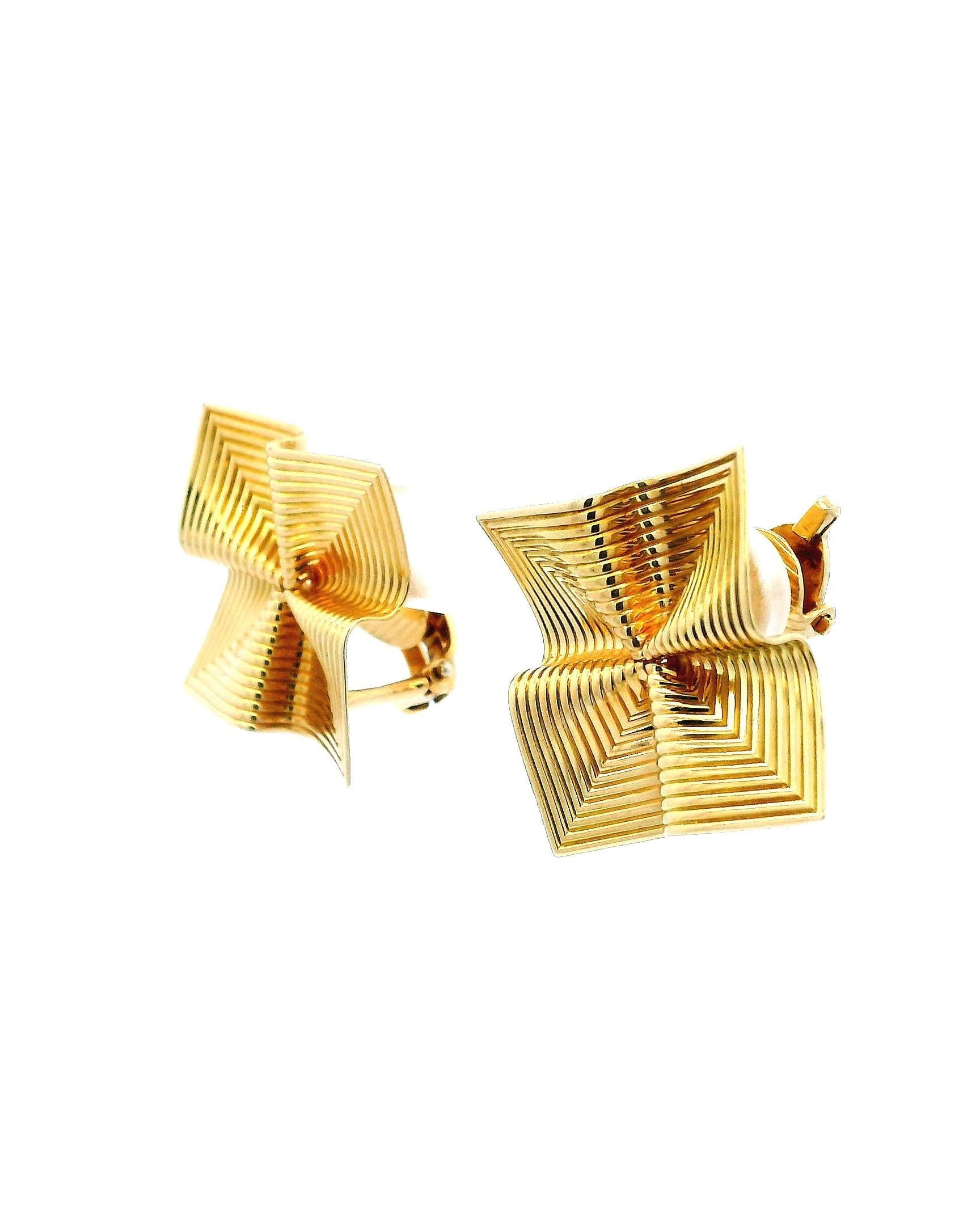 Tiffany & Co 1960 Retro Swirl Squared Clips Earrings In 18Kt Yellow Gold
