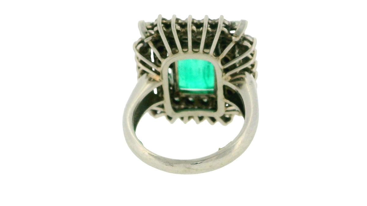 Emerald & Diamond Ring in 18K White Gold