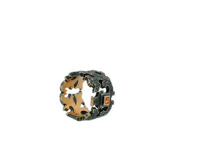 18K w/b Anodized Black Diamonds Pierced  L Center Ring