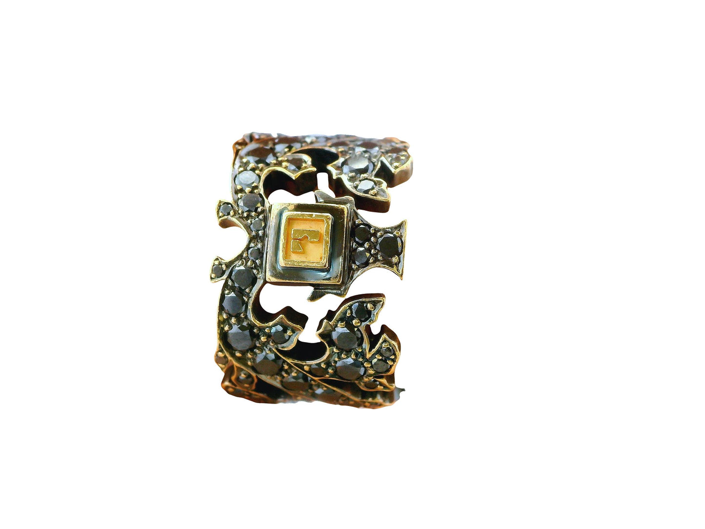 18K w/b Anodized Black Diamonds Pierced  L Center Ring