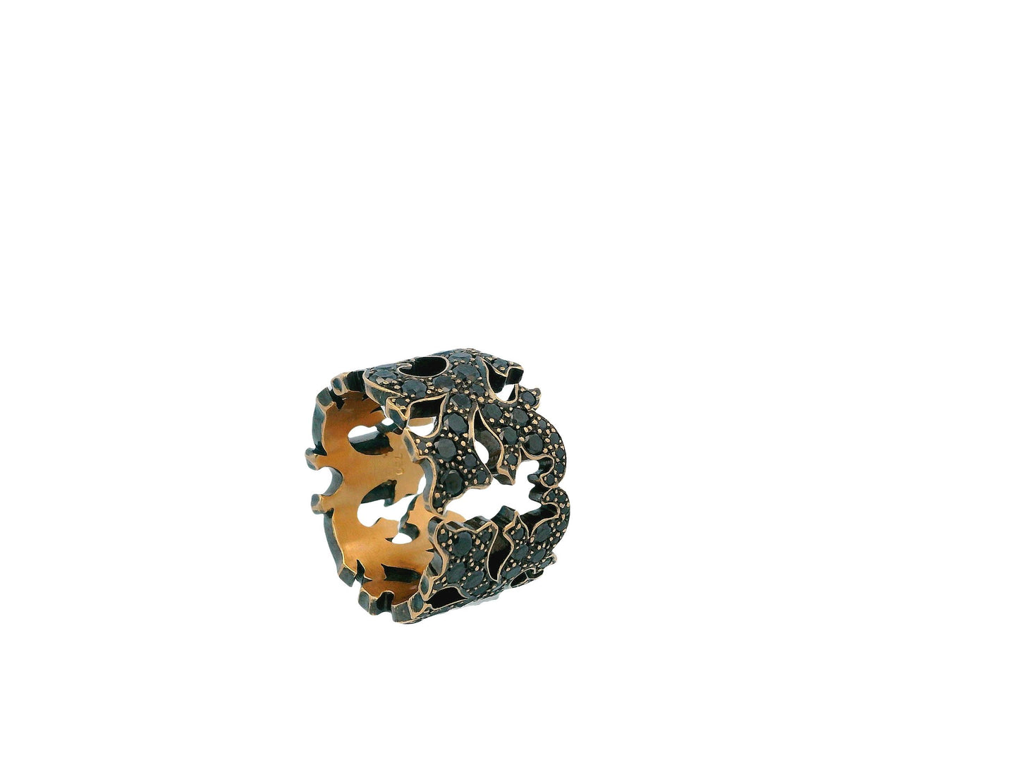 18K w/b Anodized Black Diamonds Pierced  L Center Ring