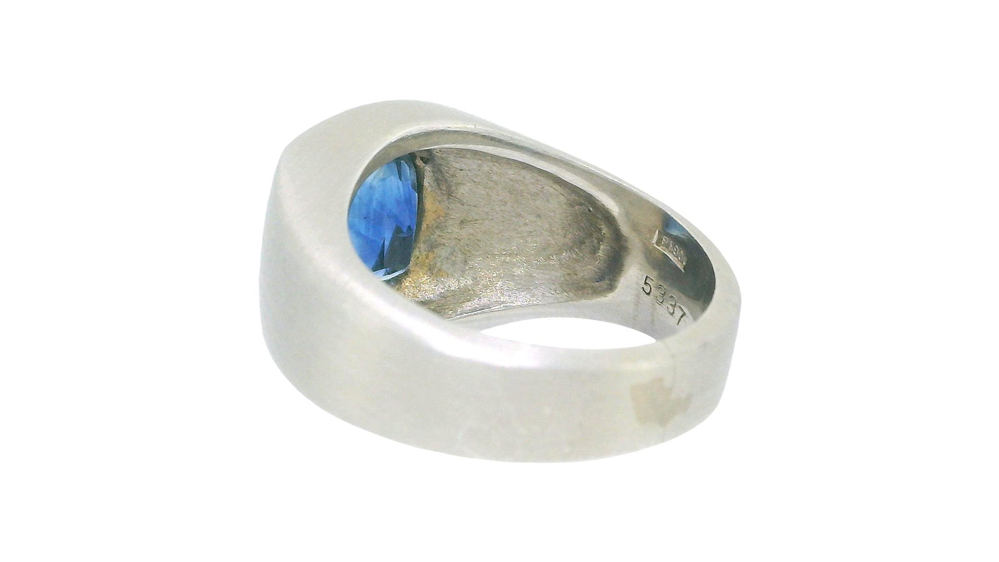 Platinum Center Sapphire Set Ring W/GIA Certificate