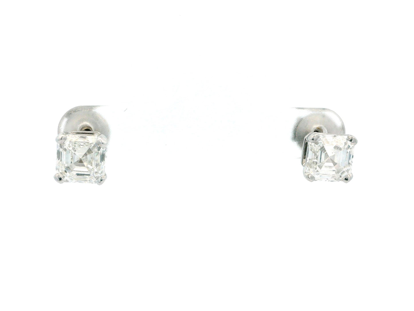 Bvlgari Platinum Radiant-Cut Diamond Earrings studs W/Box & GIA Certificate