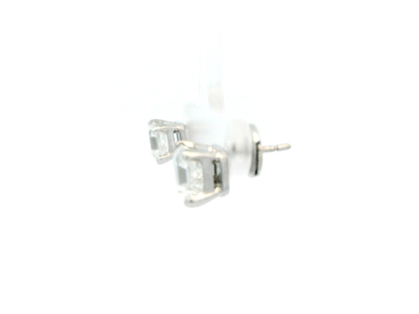 Bvlgari Platinum Radiant-Cut Diamond Earrings studs W/Box & GIA Certificate