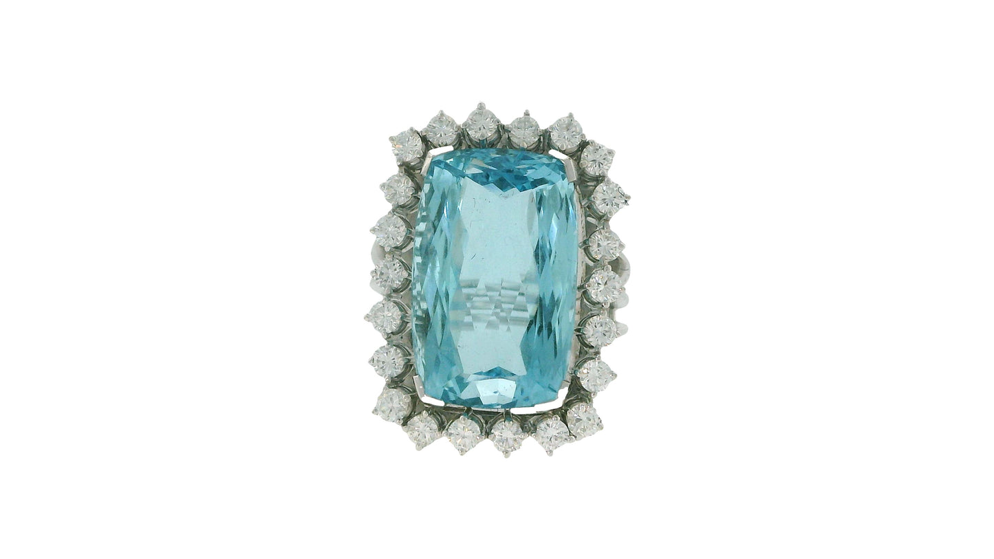 18K White Gold Aquamarine and Diamond Ring