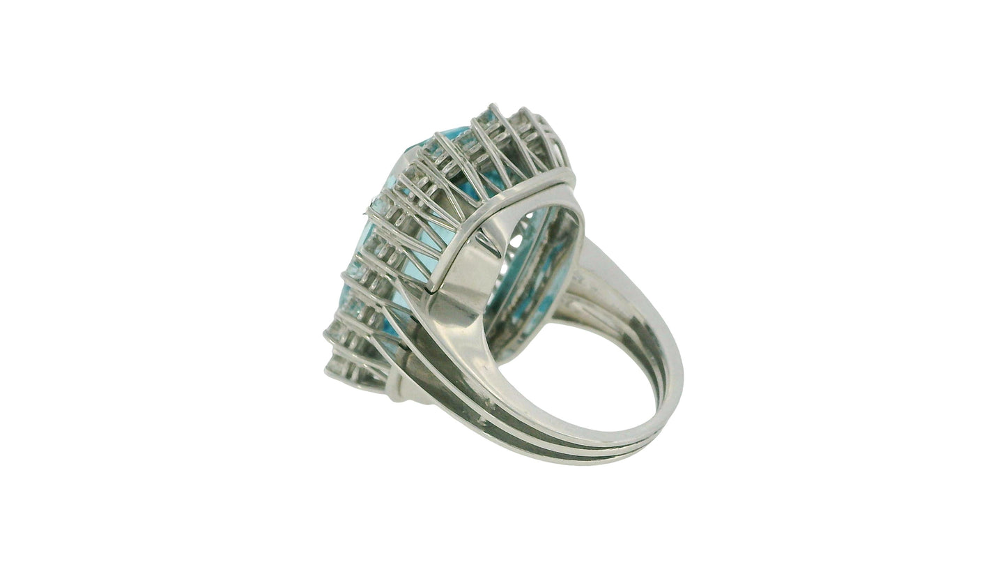 18K White Gold Aquamarine and Diamond Ring